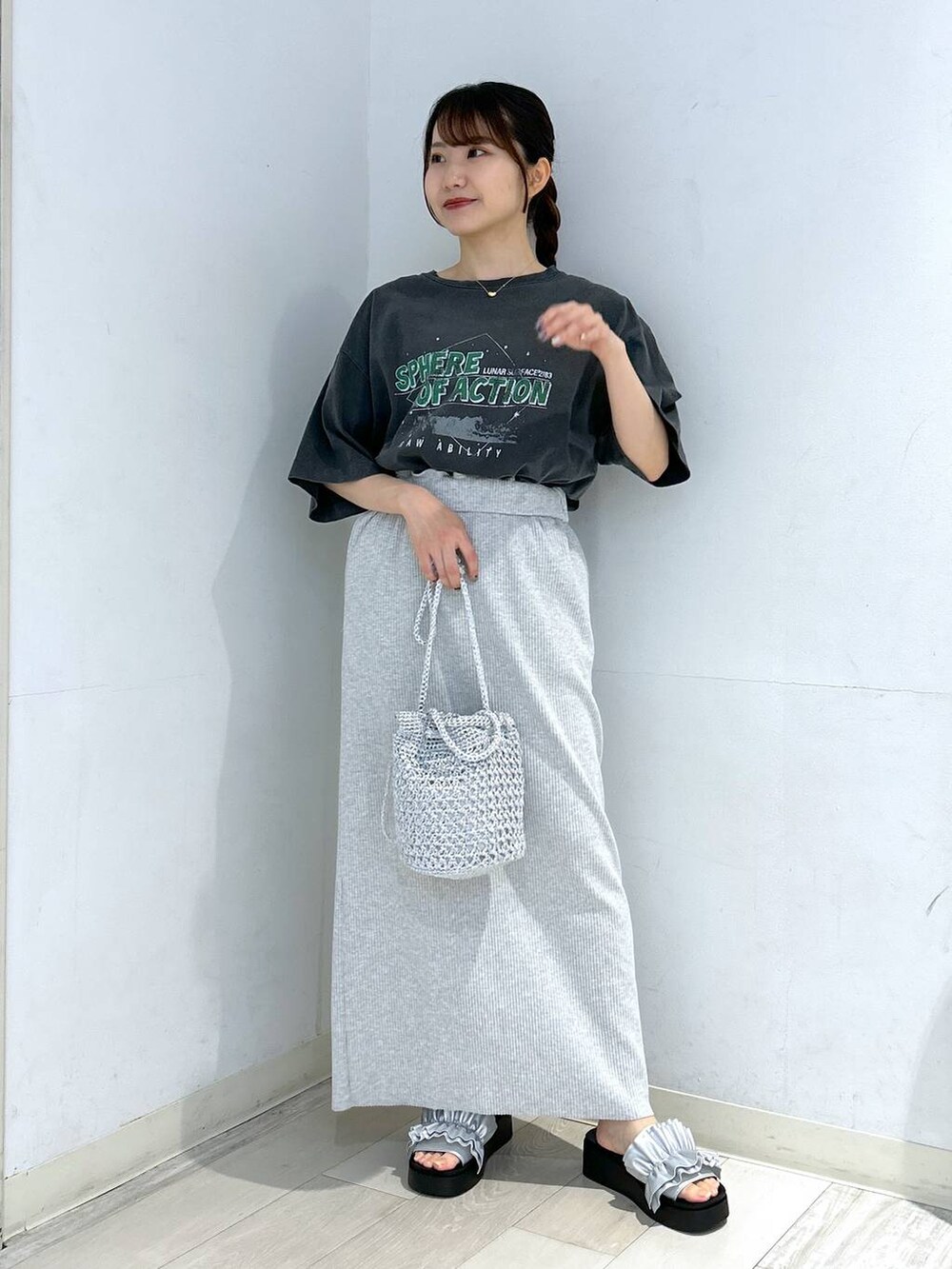 たの(LOWRYS FARM ルミネ荻窪)｜LOWRYS FARMのスカートを使ったコーディネート - WEAR