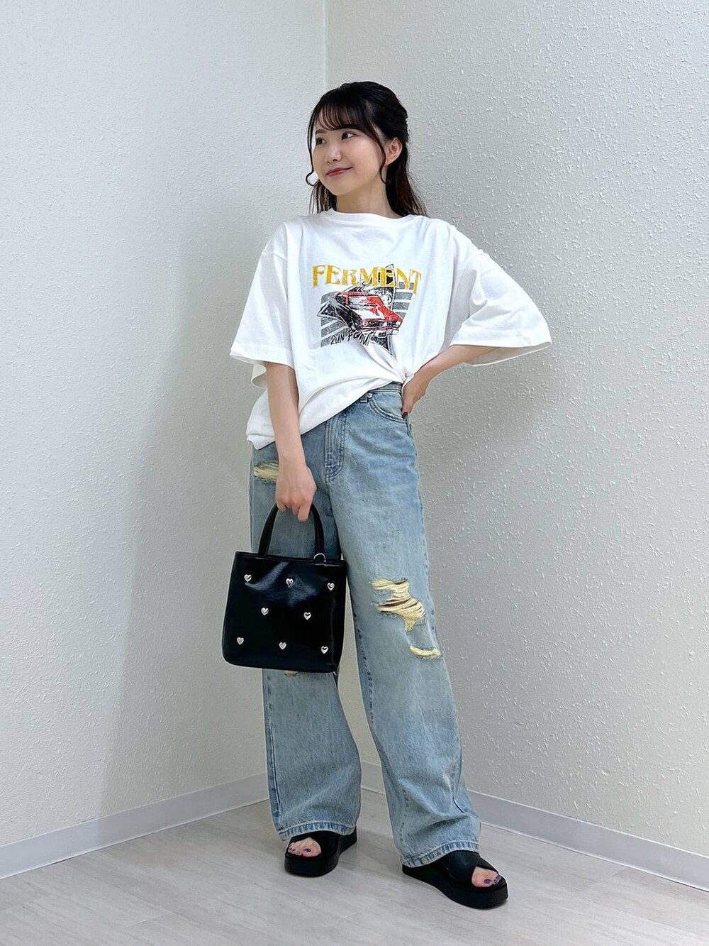 たの(LOWRYS FARM ルミネ荻窪)｜LOWRYS FARMのTシャツ/カットソーを使ったコーディネート - WEAR
