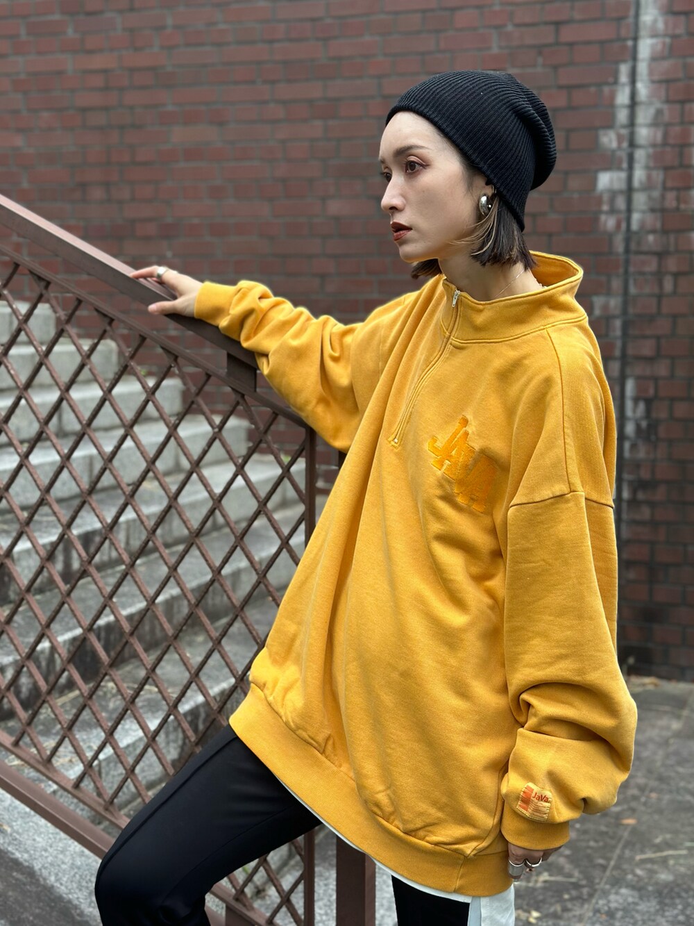 IMOKO｜Javaのスウェットを使ったコーディネート - WEAR