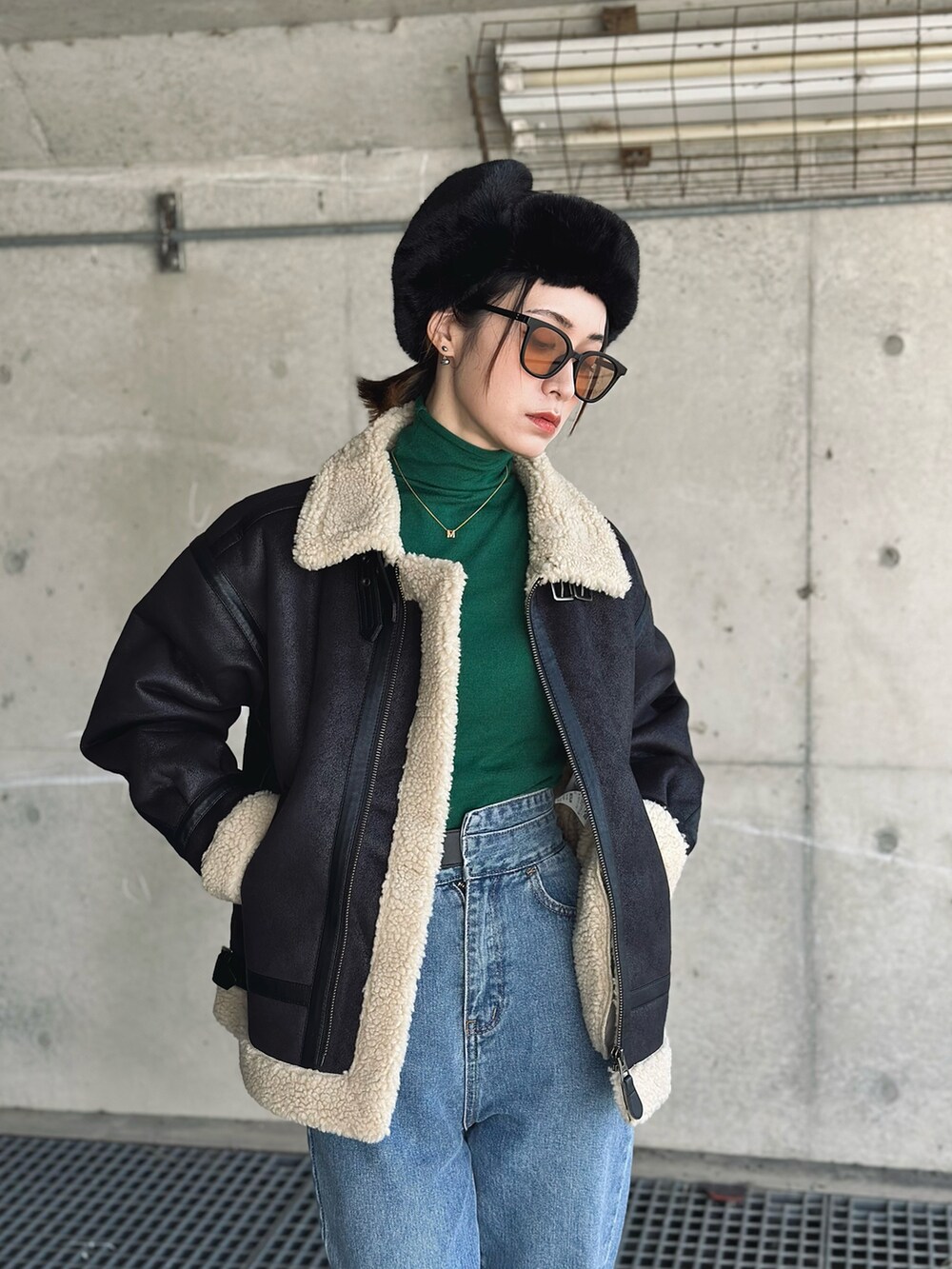 IMOKO｜ALPHAのムートンコートを使ったコーディネート - WEAR