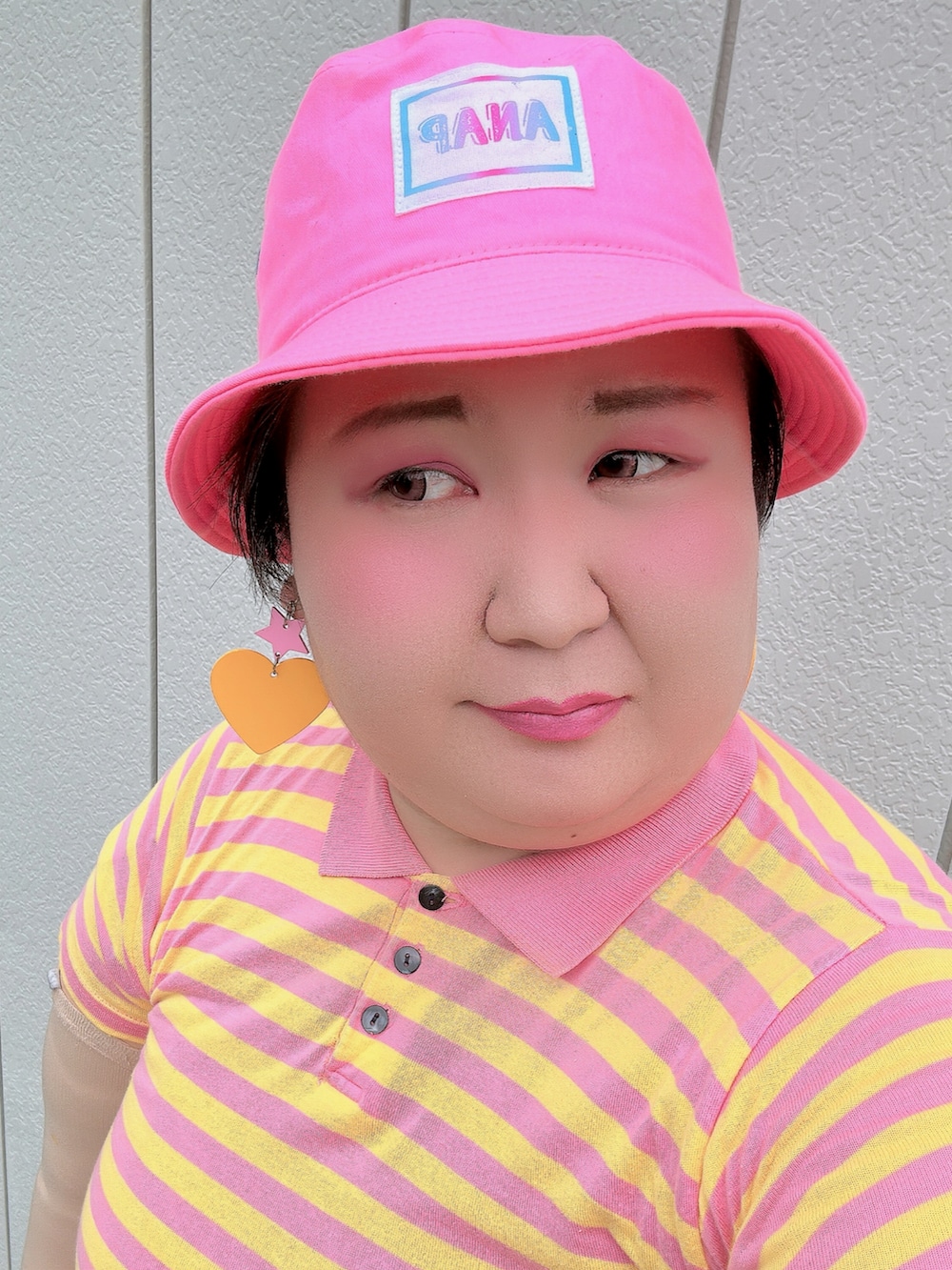 「夏コーデ、りおん系、ピンクコーデ、ボーダー、スリットスカート、パイル地、バケットハット、クロックス、記念日」｜「NANEAのスリットタイトスカート　パイル生地（スカート、ピンク系）」を使った、麗園ファンタジー〇*ﾟさん（レディース・162cm）の夏コーディネートの5枚目の写真