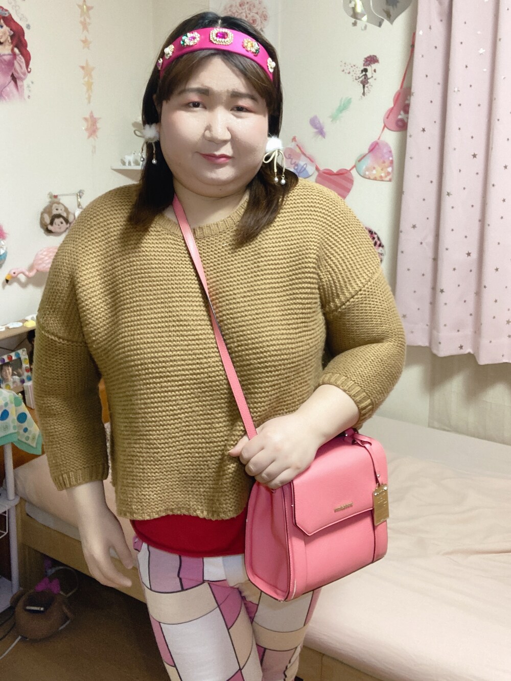 「りおん系、バレンタイン、チョコ色に染まれ」｜「& chouetteの2WAYバッグ（ショルダーバッグ、ピンク系）」を使った、麗園ファンタジー〇*ﾟさん（レディース・162cm）の冬コーディネートの4枚目の写真