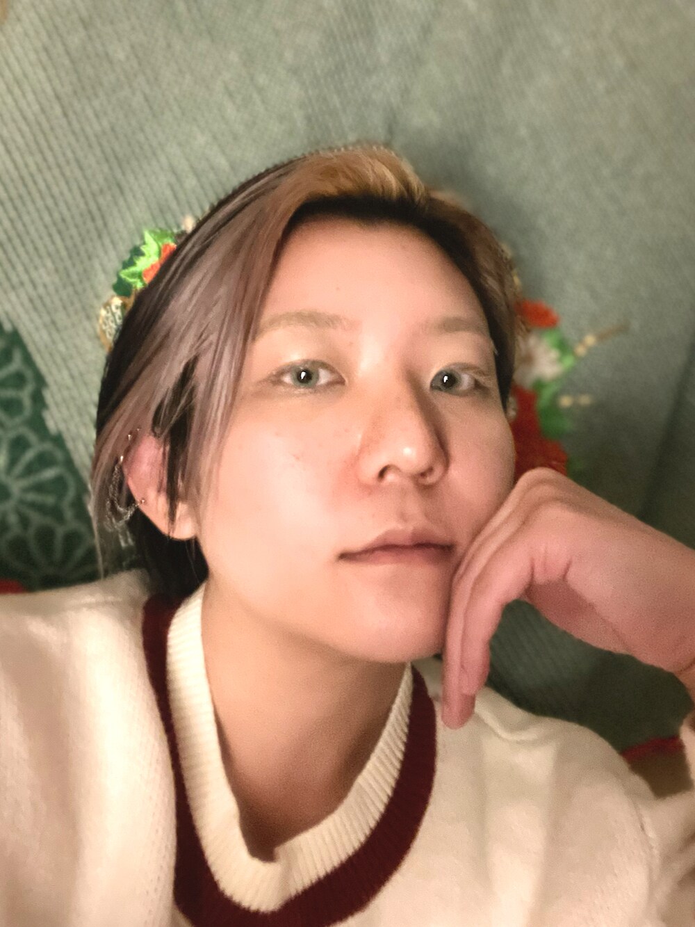 「WEAR文芸部」｜「ネット通販のアイテム（ニット/セーター、ホワイト系）」を使った、みひろさん（レディース・159cm）の冬コーディネートの3枚目の写真