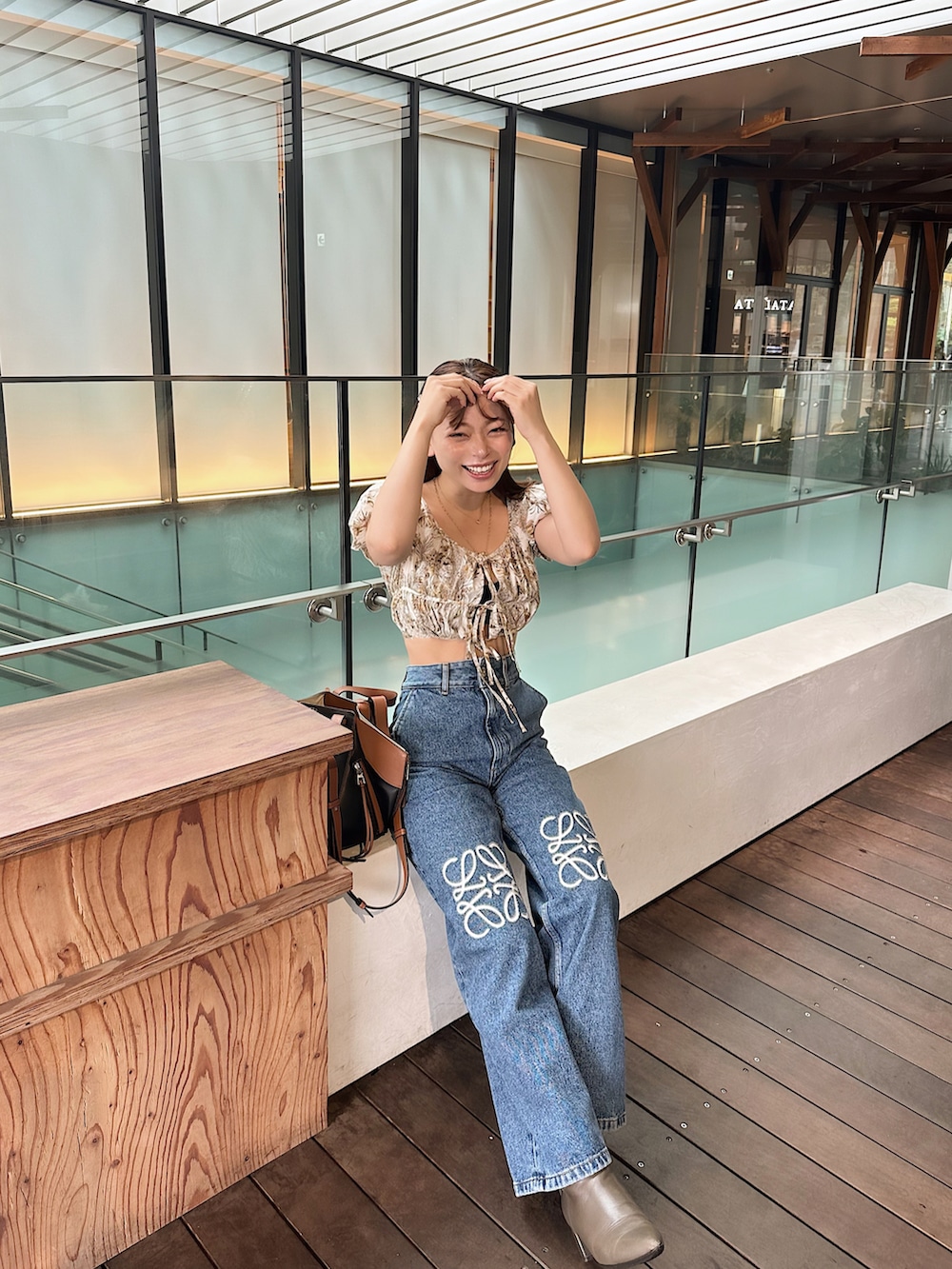 クロムハーツ刺繍入りダークブルーワイドレッグデニム クロムハーツ刺繍入りダークブルーワイドレッグデニム CHROME HEARTS