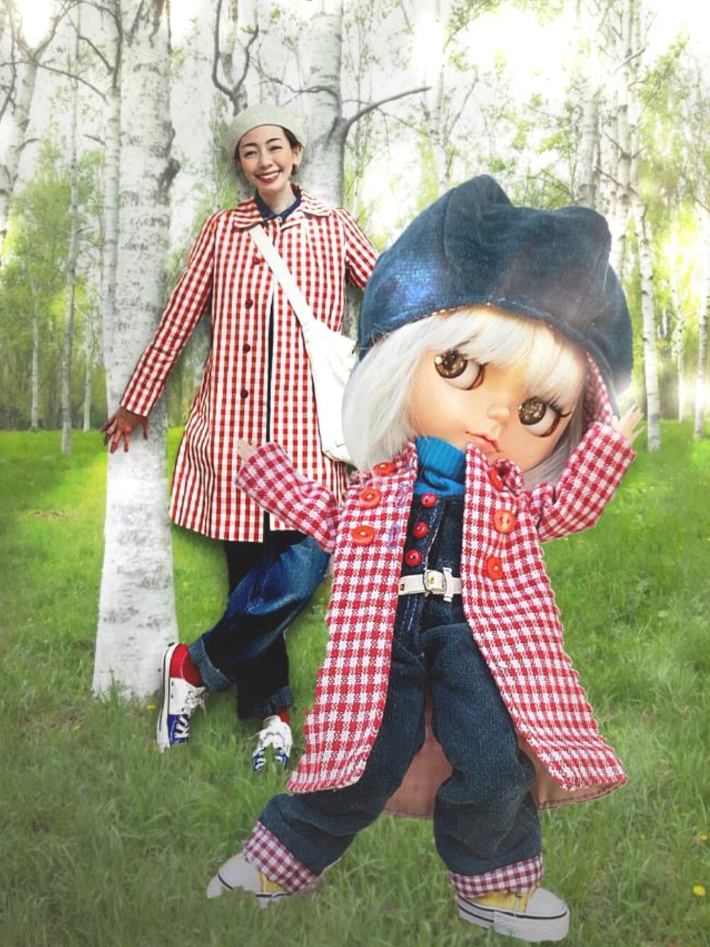 ブルー系のノーカラージャケット、ピンク系の食器/キッチン、ブルー系のペットウェアを着用したレディースの春コーディネートの3枚目の写真