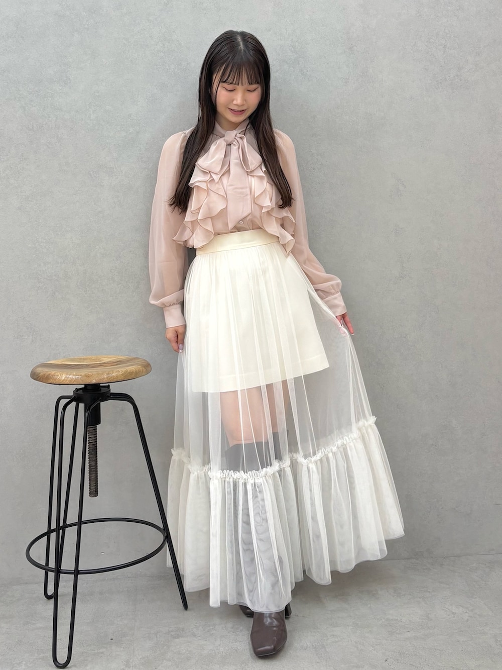 「MERCURYDUOのチュールティアードスカート（スカート、ホワイト系）」を使った、NANAさん（レディース・155cm）の夏コーディネートの2枚目の写真