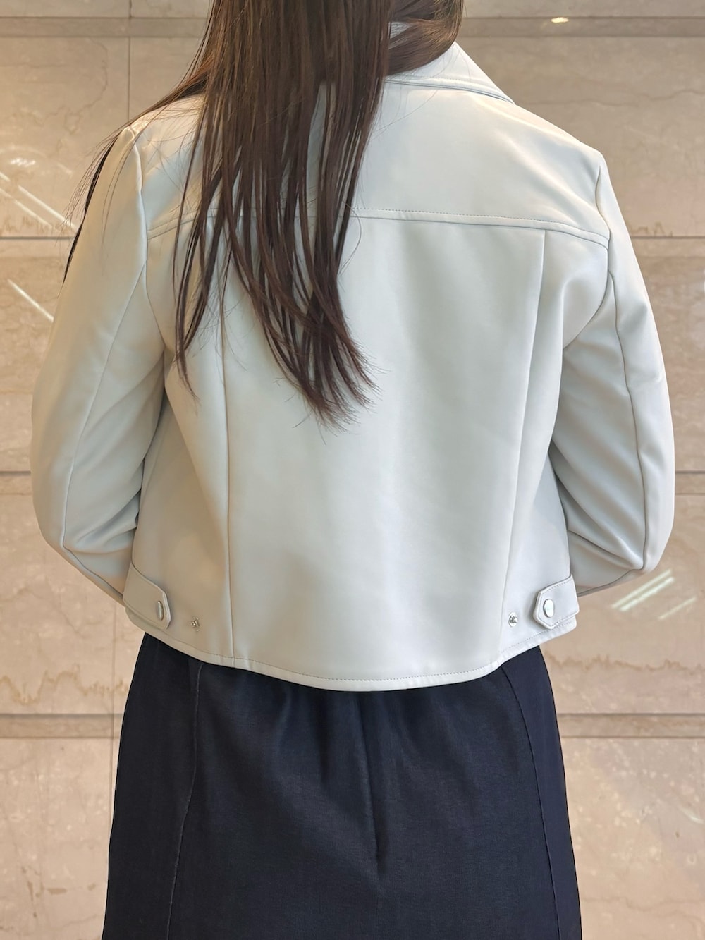「MERCURYDUOのボリュームラッフル配色ドッキングワンピース（ワンピース、ブルー系）」を使った、NANAさん（レディース・155cm）の春コーディネートの6枚目の写真