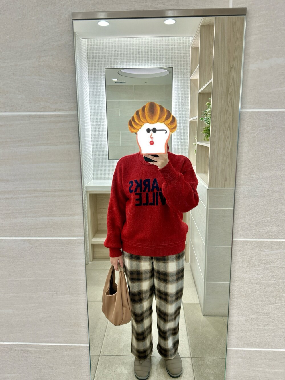 「coen、しまむら、KEYUCA、時間差投稿、outfit」｜「coenのフラッフィーロゴジャカードニット（WEB限定カラー）（ニット/セーター、レッド系）」を使った、ねあ／Neaさん（レディース・158cm）の冬コーディネートの2枚目の写真
