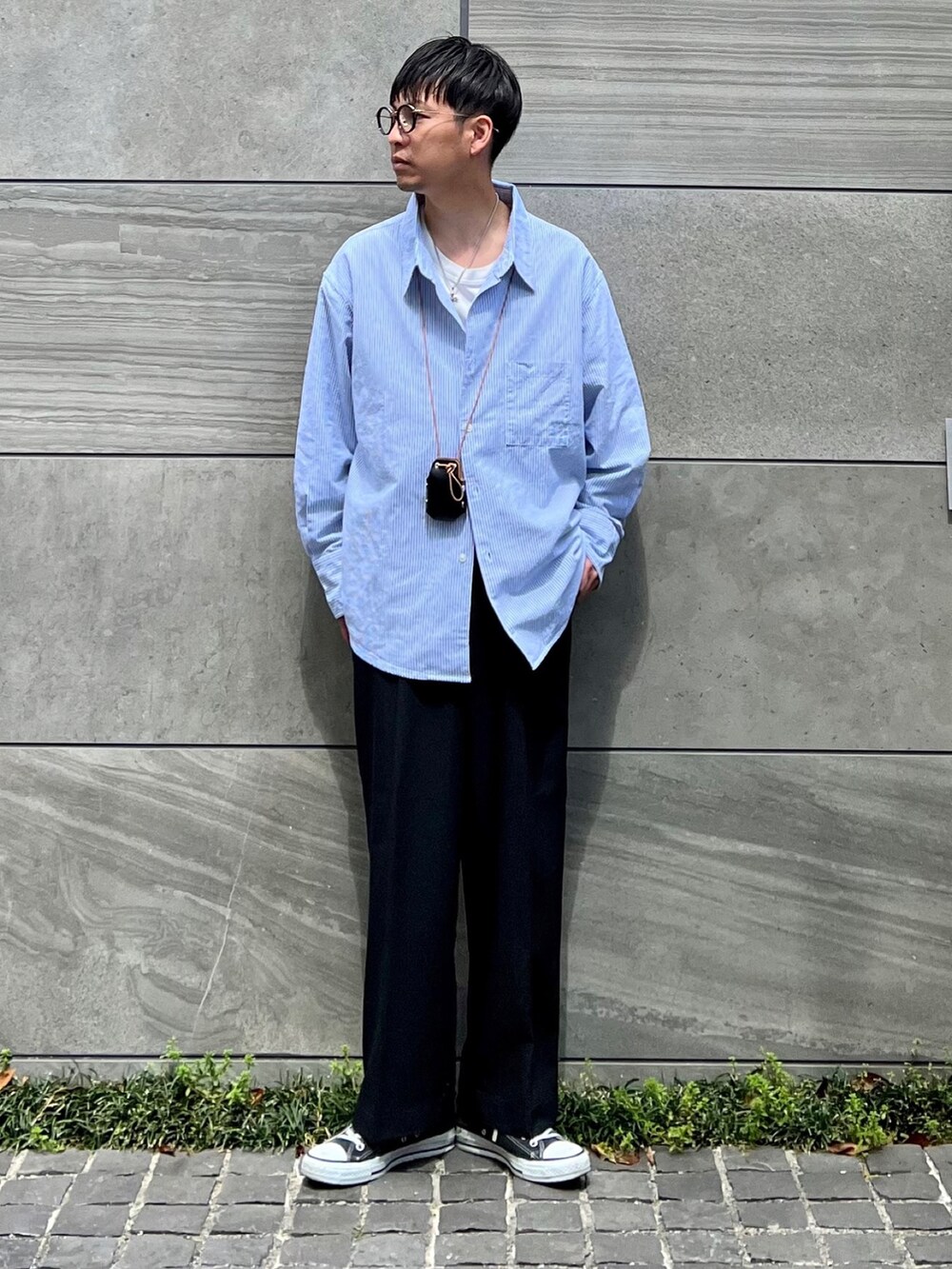 「エドウィン、edwin、edwinjapan、ポリス、POLICE」｜「EDWINの【ZOZO】【WEB限定】EDWIN STEPMARK オーバーサイズ ボックスシルエット　ビッグシャツ　長袖　　L/S（シャツ/ブラウス、ブルー系）」を使った、 松波 侑亮さん（メンズ・164cm）の春コーディネートの3枚目の写真