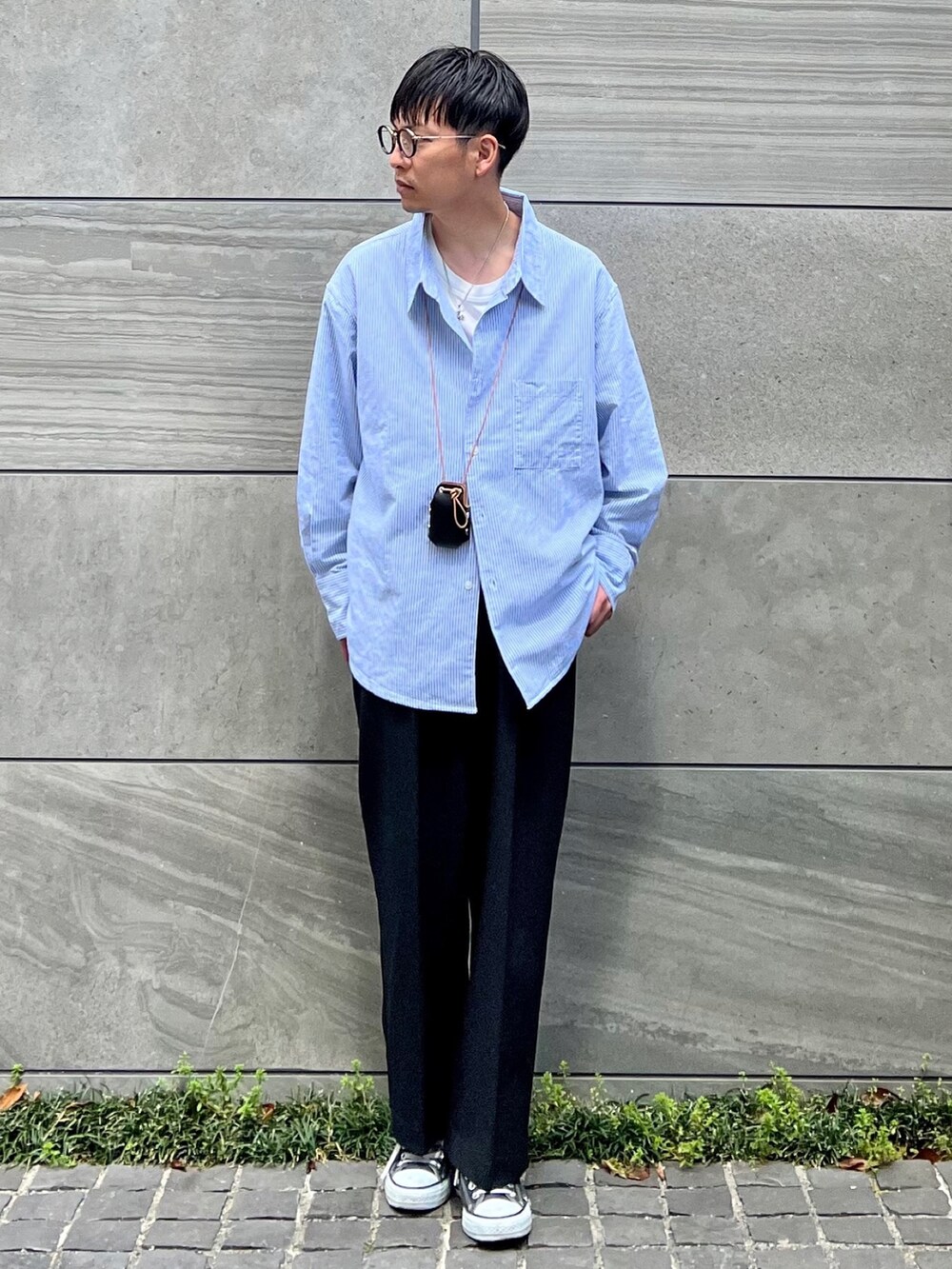 「エドウィン、edwin、edwinjapan、ポリス、POLICE」｜「EDWINの【ZOZO】【WEB限定】EDWIN STEPMARK オーバーサイズ ボックスシルエット　ビッグシャツ　長袖　　L/S（シャツ/ブラウス、ブルー系）」を使った、 松波 侑亮さん（メンズ・164cm）の春コーディネートの2枚目の写真