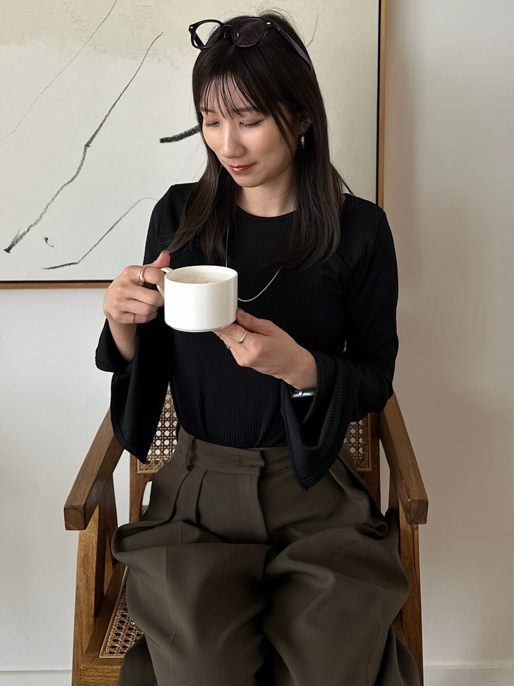 「select MOCAのアメスリレイヤードライクフレアスリーブトップス（Tシャツ/カットソー、ブラック系）」を使った、chipipi07さん（レディース・155cm）の冬コーディネートの3枚目の写真