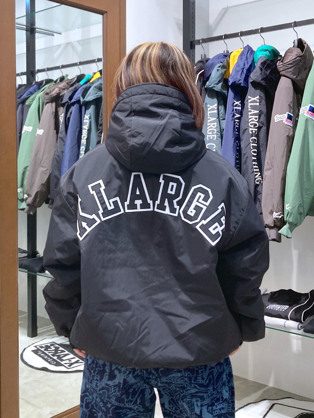 「XLARGE、ナイロンジャケット、アウター、おしゃれさんと繋がりたい、いいね、save、フォローお願いします🤑、低身長コーデ、低身長女子」｜「XLARGEのNYLON PUFFER JACKET（ブルゾン、ブラック系）」を使った、沼田亜樹さん（レディース・156cm）の秋コーディネートの2枚目の写真
