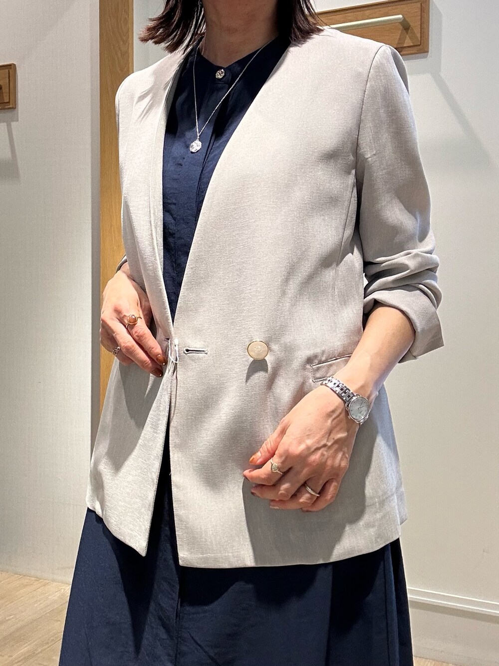 「オトナ女子、春服コーデ、大人ファッション、夏コーデ、夏ファッション、春、大人可愛い、授業参観日コーデ、ジャケット、ジャケットスタイル、ジャケットコーデ、ワンピース、ワンピーススタイル、低身長、低身長コーデ」｜「NOLLEY'S LIGHTの《セットアップ対応》UVカットライトツイル ノーカラージャケット（ノーカラージャケット、ベージュ系）」を使った、daimonさん（骨格ナチュラル・レディース・154cm）の春コーディネートの8枚目の写真