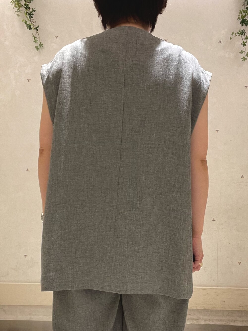 「セットアップ、ジレ、オールインワン」｜「Rie Millerの《セットアップ対応》【PR林☆別注アイテム】ウォッシャブルエアーシャークオールインワン（つなぎ/オールインワン、グレー系）」を使った、kumaさん（骨格ストレート・レディース・153cm）の春コーディネートの8枚目の写真
