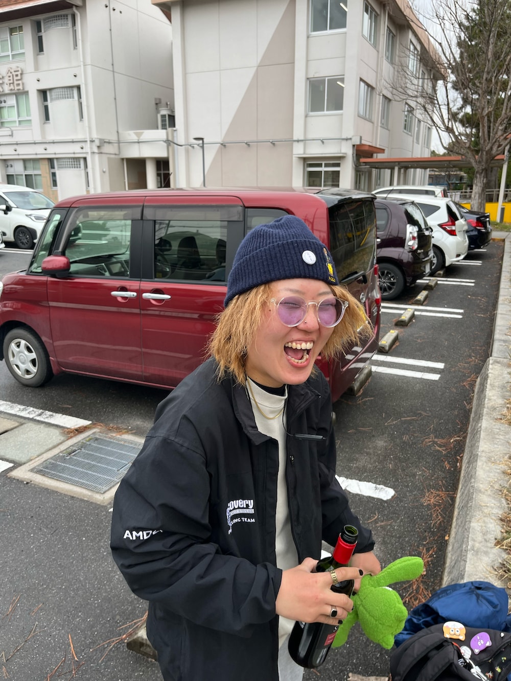 「ミキハウス、韓国、ダボダボ、NIKE、NIKEとなんかのコラボ？」｜「POLO RALPH LAURENのアイテム（ニットキャップ/ビーニー、ブルー系）」を使った、HAYASHI;3さん（メンズ・167cm）の冬コーディネートの3枚目の写真