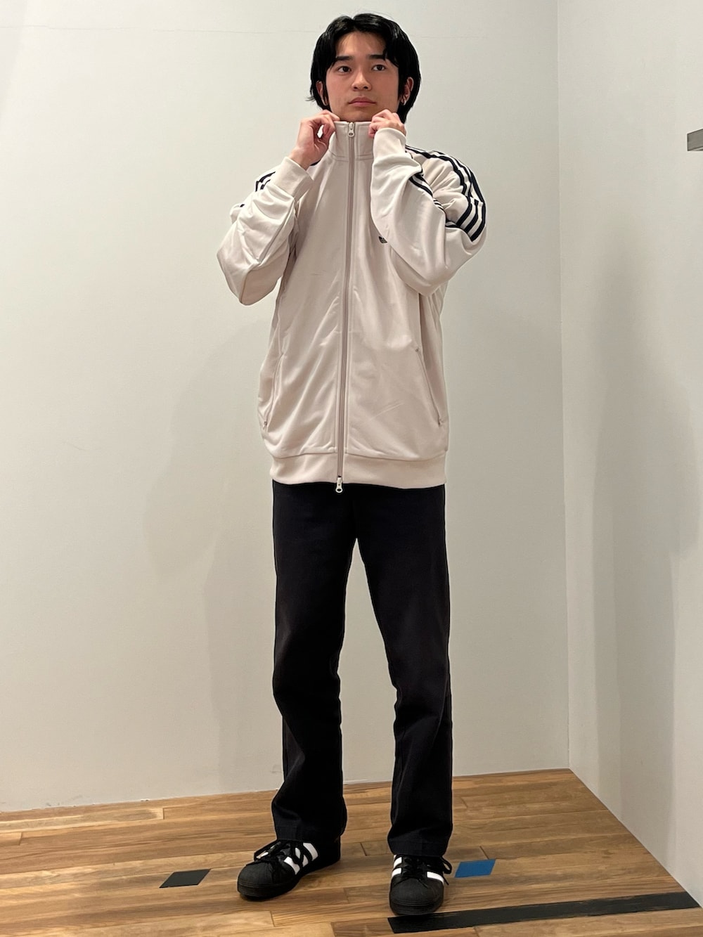 美品✨adidas アディダス ベロアジャージ 常田大希 白黒古着 希少 アディダス 常田大希 着用 トラックジャケット ジャージ Lサイズ