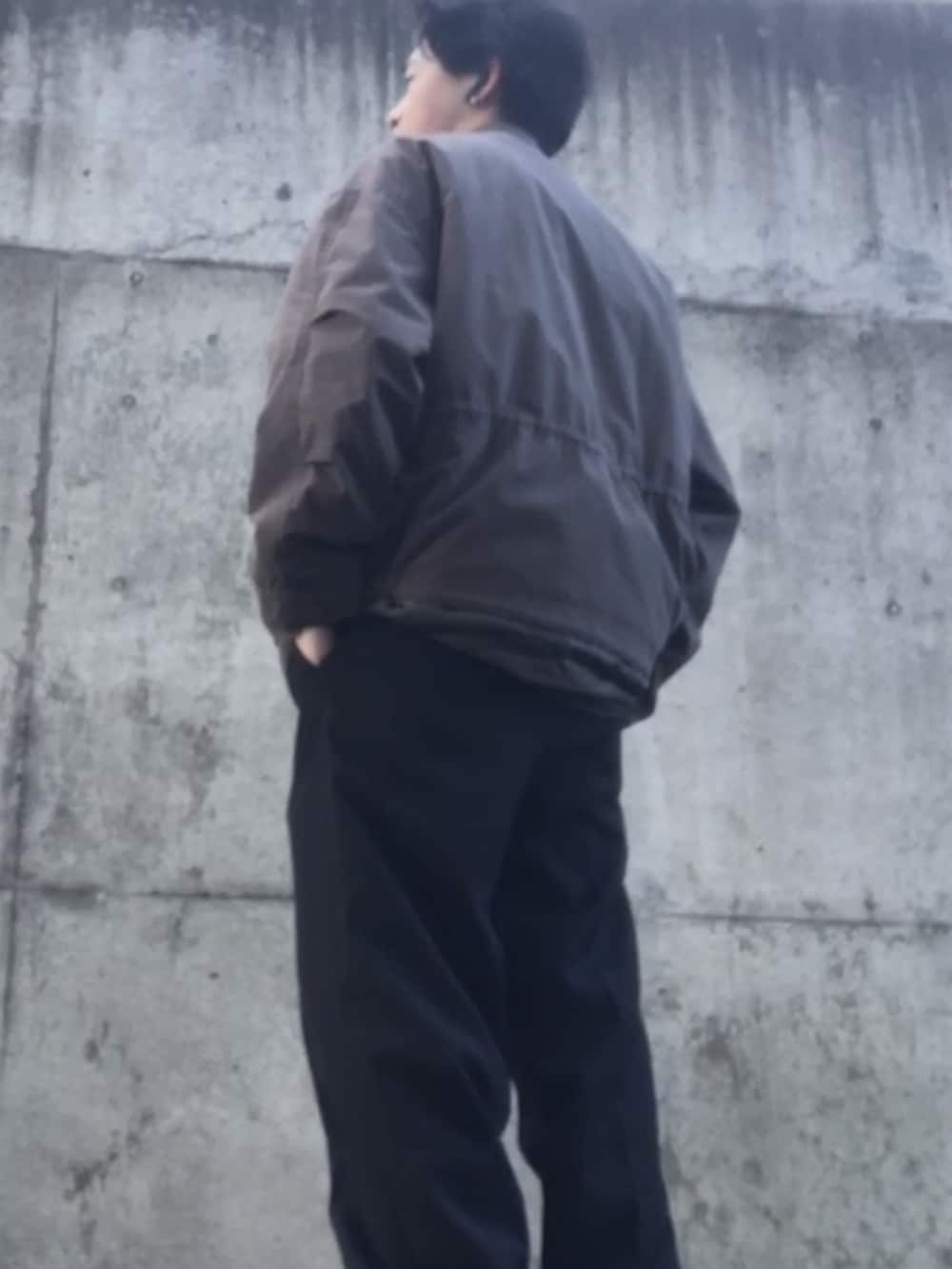 「ミリタリー、ミリタリージャケット、冬コーデ、相互フォロー」｜「WYM LIDNMのLAYERED 3WAY MILITARY BLOUSON(SHORT M-65)（モッズコート、グリーン系）」を使った、アキさん（メンズ・162cm）の冬コーディネートの2枚目の写真
