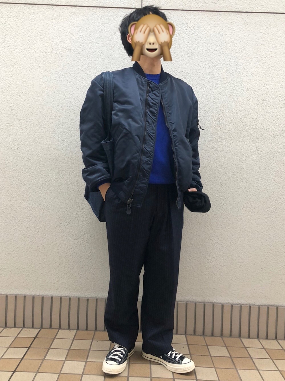 「冬アウター、低身長コーデ、休日コーデ、大人カジュアル、ニット、スラックス」｜「NEATのアイテム（スラックス、ブルー系）」を使った、kazukingさん（メンズ・163cm）の冬コーディネートの2枚目の写真