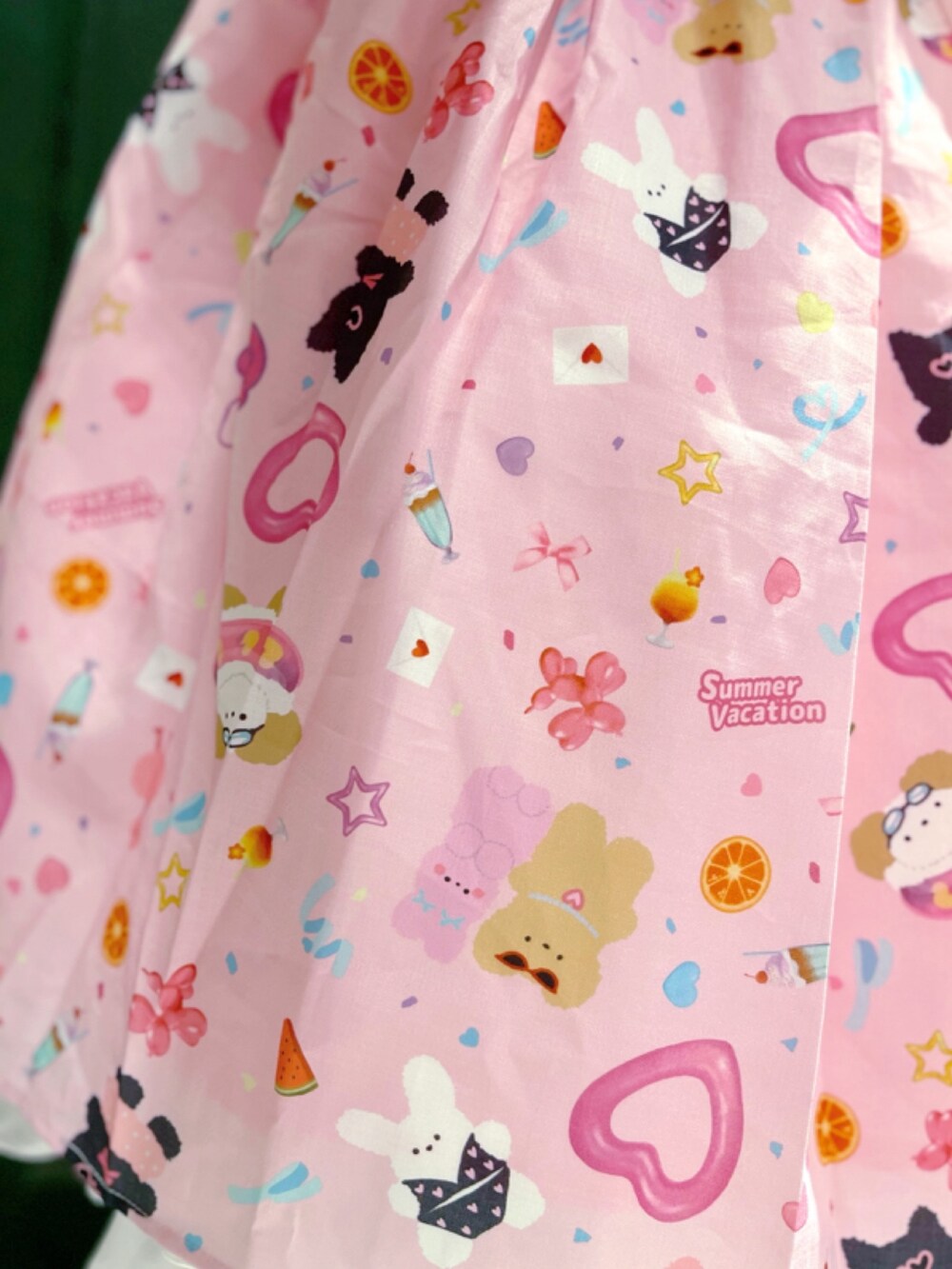 「axes femme、axes femme kawaii、ピンク、ガーリー、低身長」｜「axes femme kawaiiのハッピーバカンス柄ワンピース（ワンピース、ピンク系）」を使った、ぁゅゅさん（レディース・154cm）の冬コーディネートの6枚目の写真