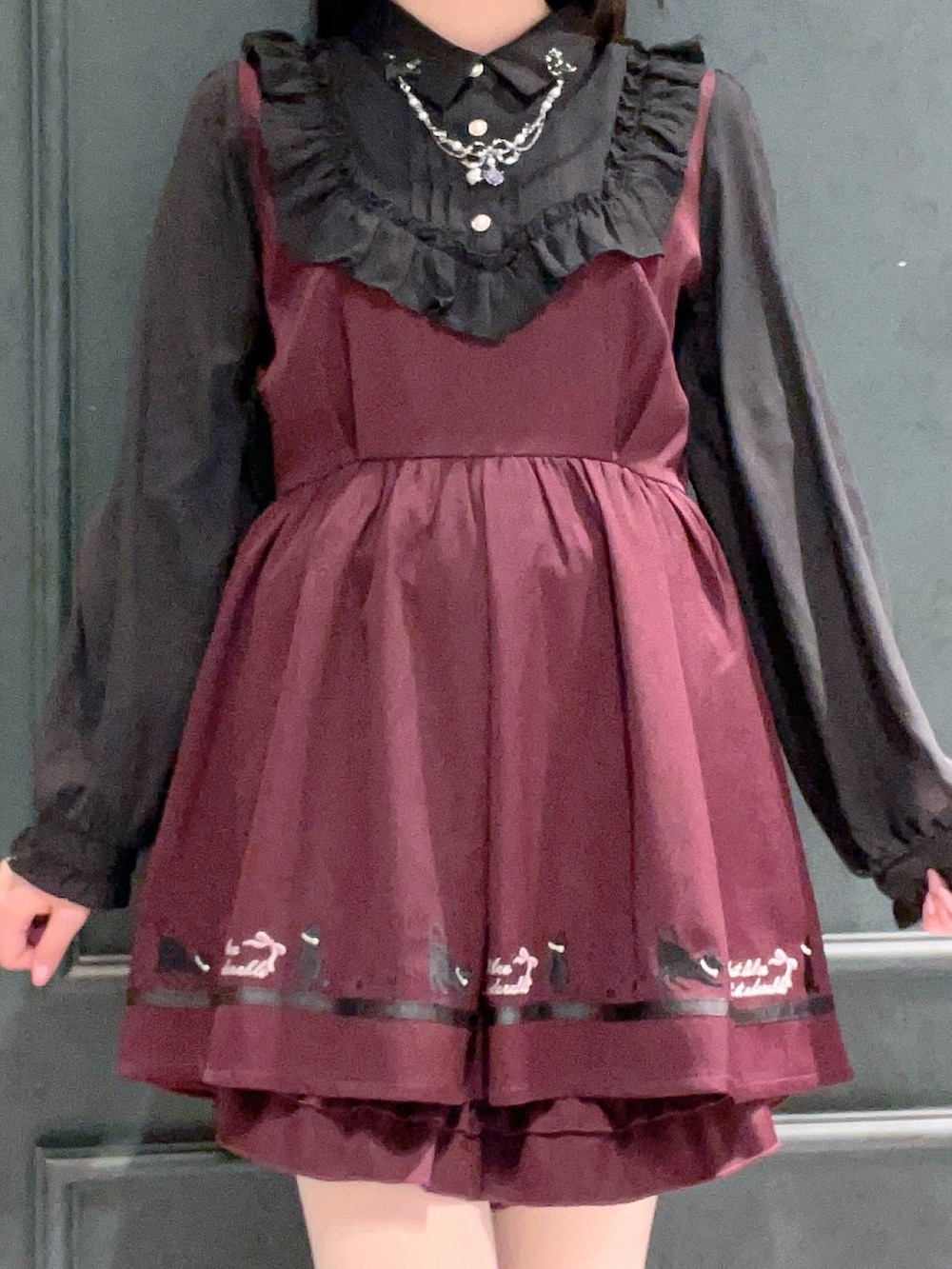 「axes femme、セットアップ、セットアップコーデ、ワイン、低身長、低身長コーデ」｜「axes femme POETIQUEのレースアップサテンシューズ（パンプス、レッド系）」を使った、ぁゅゅさん（レディース・154cm）の春コーディネートの3枚目の写真