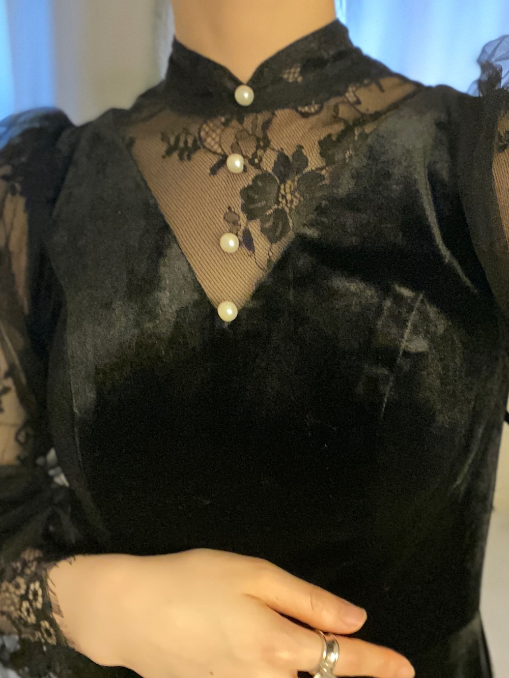 「黒コーデ、ドレス、結婚式、結婚式二次会スタイル、ロングワンピース、黒ドレス、黒ワンピース、夏ワンピース、シンプルスタイル、シースルー、オトナカワイイ、ブラック、ワンピーススタイル、黒髪、大人かわいい」｜「marmelo sunnydayのアイテム（ワンピース/ドレス、ブラック系）」を使った、tamaさん（レディース・162cm）の夏コーディネートの5枚目の写真