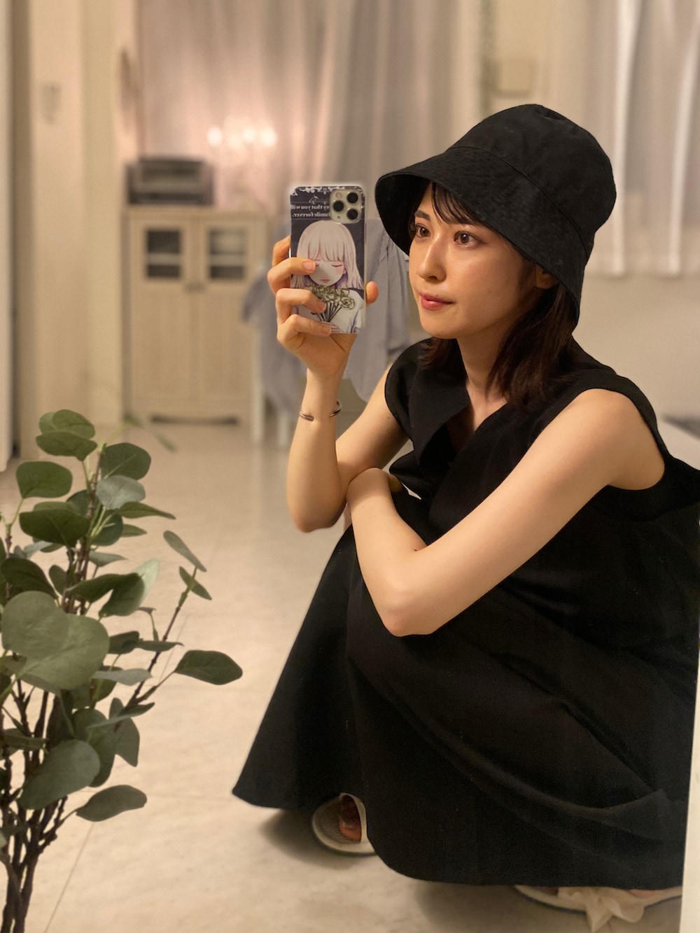 「おでかけコーデ、大人コーデ、キレイめ、シンプルコーデ、大人女子、オールブラック、セットアップ、ZOZO、プチプラ、キャミワンピ、バケットハット、黒、黒ワンピース、ブルベ冬、ワンピース」｜「LOWRYS FARMのバケットハット　891375（ハット、ブラック系）」を使った、tamaさん（レディース・162cm）の秋コーディネートの5枚目の写真