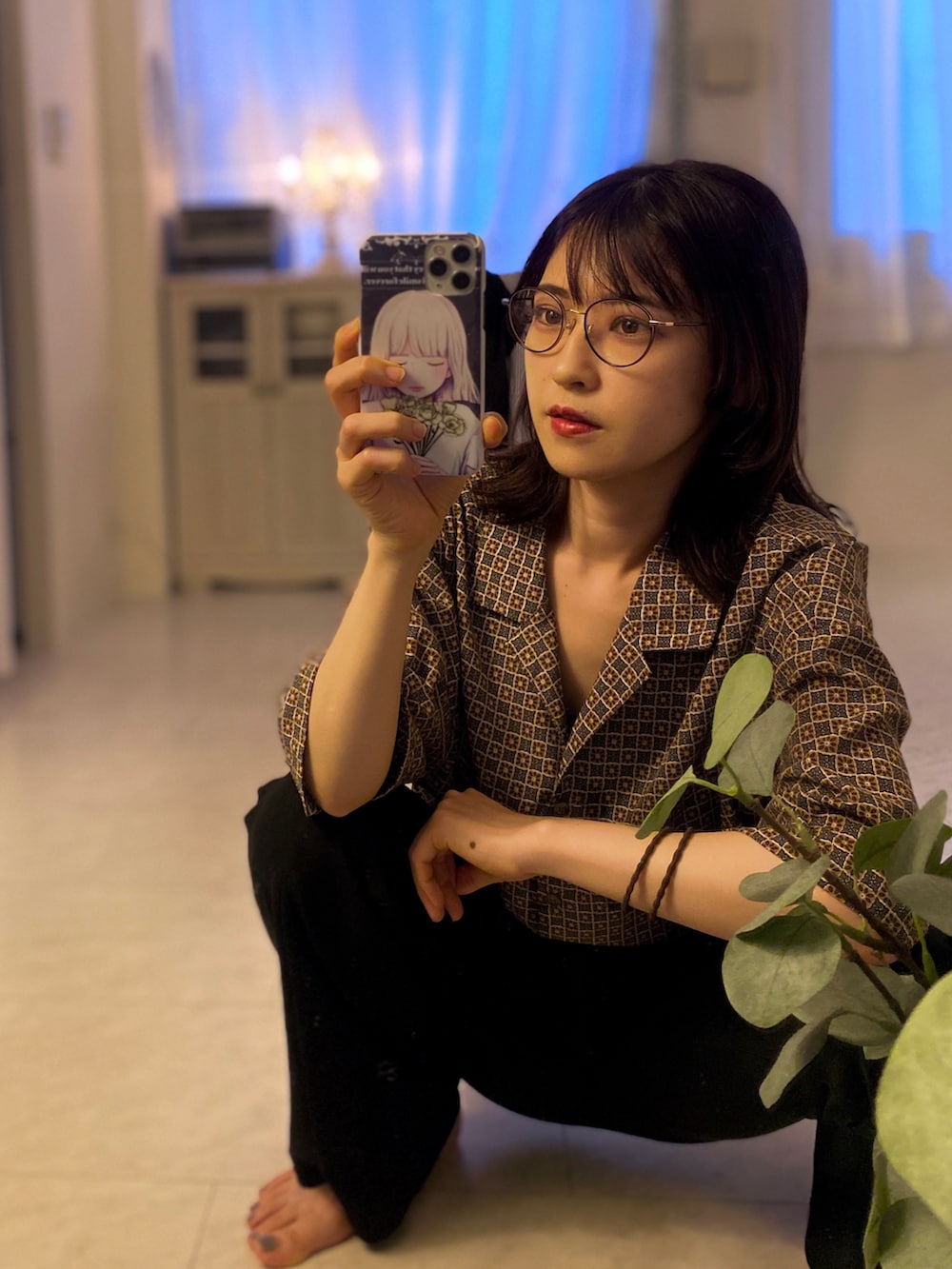 「秋服まるっと大公開、ガラシャツ、柄シャツ、しまむら、タックイン、楽チンコーデ、大人女子、メガネ女子、着回しコーデ、シンプル、シンプルコーデ、パンツスタイル、プチプラ、プチプラコーデ、秋」｜「しまむらのアイテム（シャツ/ブラウス、ブラウン系）」を使った、tamaさん（レディース・162cm）の秋コーディネートの2枚目の写真