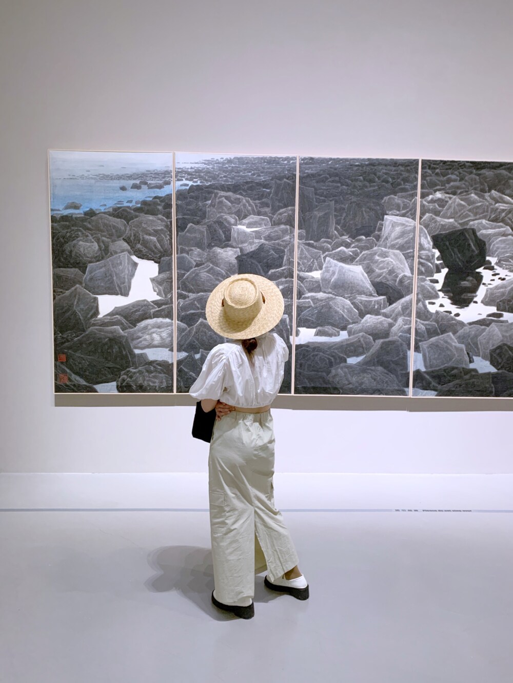 「ootd、outfit、summer、lookbook、museum、STYLENANDA、breda、LOWRYS FARM、vintage、RETRO GIRL、Taiwan、elegant、STYLE、gallery、girl」｜「LOWRYS FARMのアイテム（帽子、ベージュ系）」を使った、Zooeyさん（レディース・165cm）の夏コーディネートの2枚目の写真