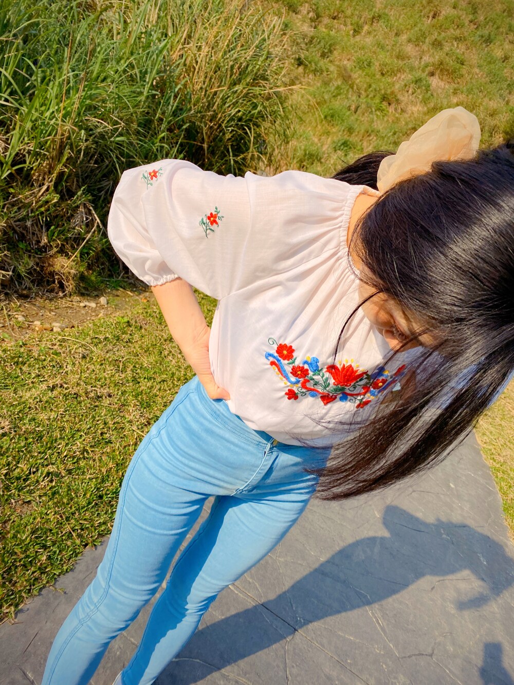 「ootd、outfit、vintage、oldskool、RETRO GIRL、CASIO、summer style、lookbook、90’s、lebeccaboutique、summer、summer outfit、denim」｜「LEBECCA boutiqueの lebecca boutique（トップス、ホワイト系）」を使った、Zooeyさん（レディース・165cm）の冬コーディネートの3枚目の写真
