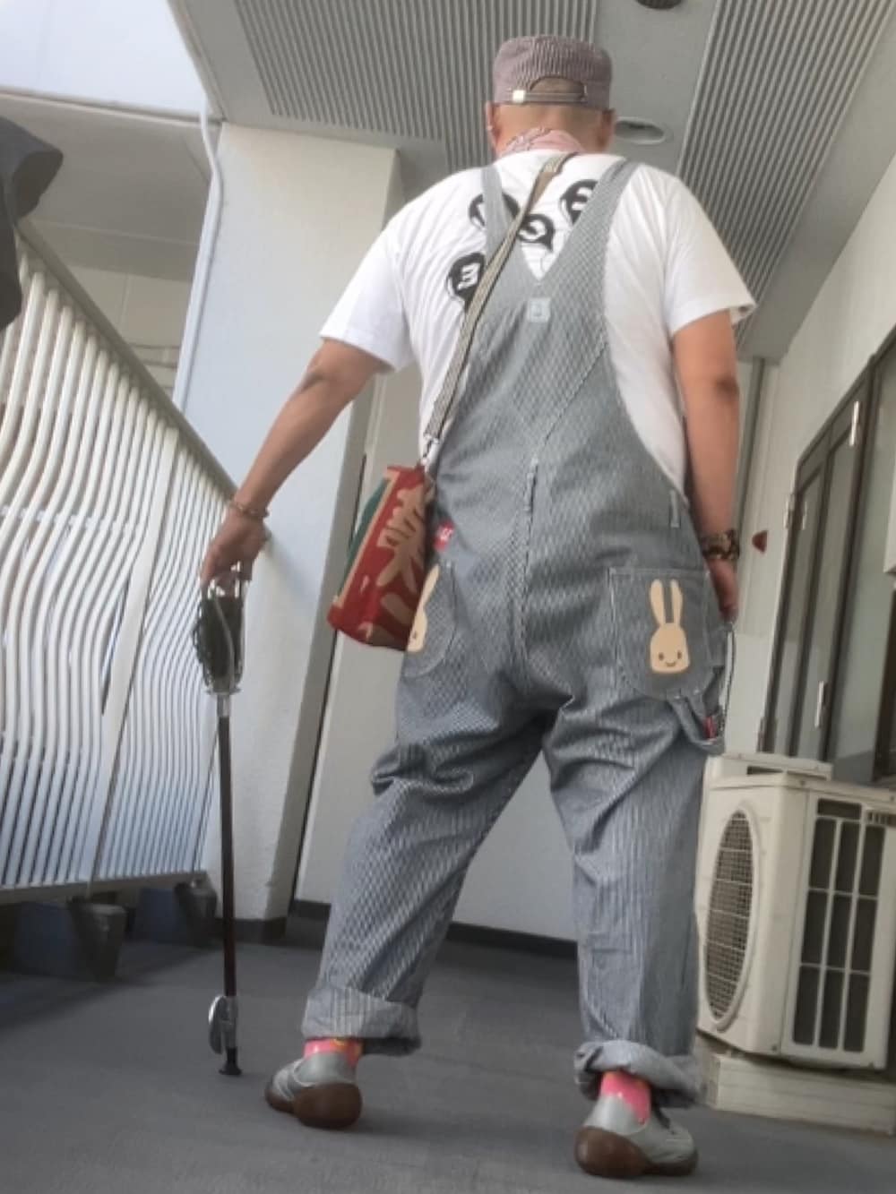 「メガネ×帽子、メガネおやじ、でぶ、デブですがなにか？、和服MIX、杖、オーバーオール男子」｜「木梨サイクルのアイテム（帽子、その他）」を使った、メルヘン翁さん（メンズ・178cm）の秋コーディネートの3枚目の写真