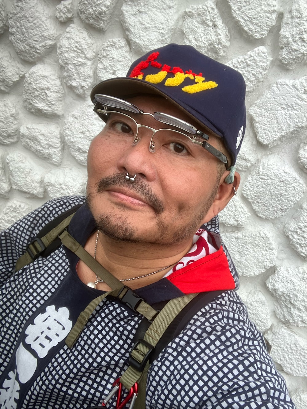 「おじコーデ、和風コーデ、デブでもオシャレ、メガネ男子、デブですがなにか？、オジかわ、和柄、和テイスト」｜「CHILLEのアイテム（スリッポン、ブラック系）」を使った、メルヘン翁さん（メンズ・178cm）の秋コーディネートの3枚目の写真
