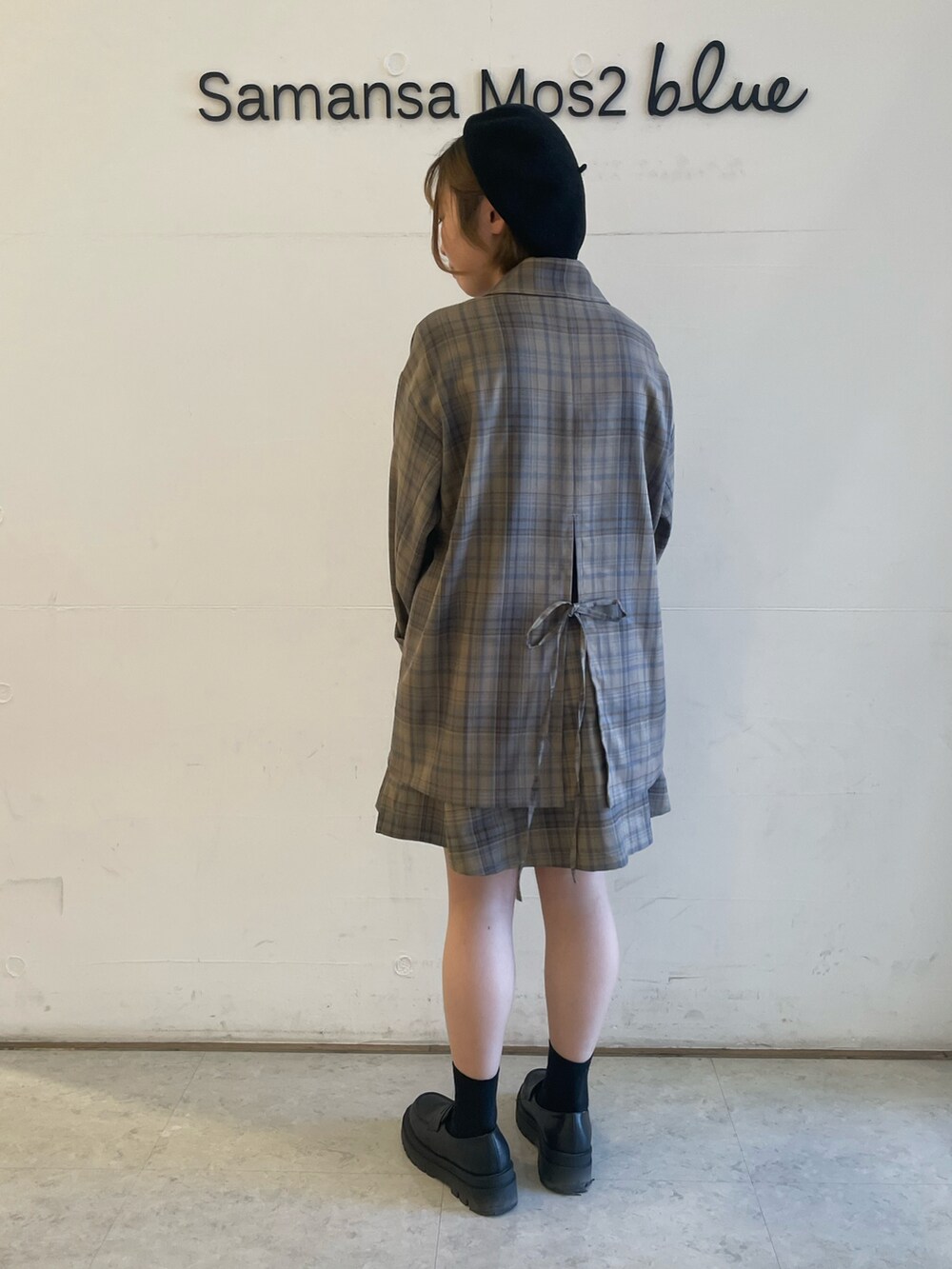 「低身長コーデ、セットアップ、春コーデ、ehka sopo」｜「ehka sopoのバックリボンダブルジャケット（ノーカラージャケット、ベージュ系）」を使った、オオツカさん（レディース・149cm）の春コーディネートの2枚目の写真
