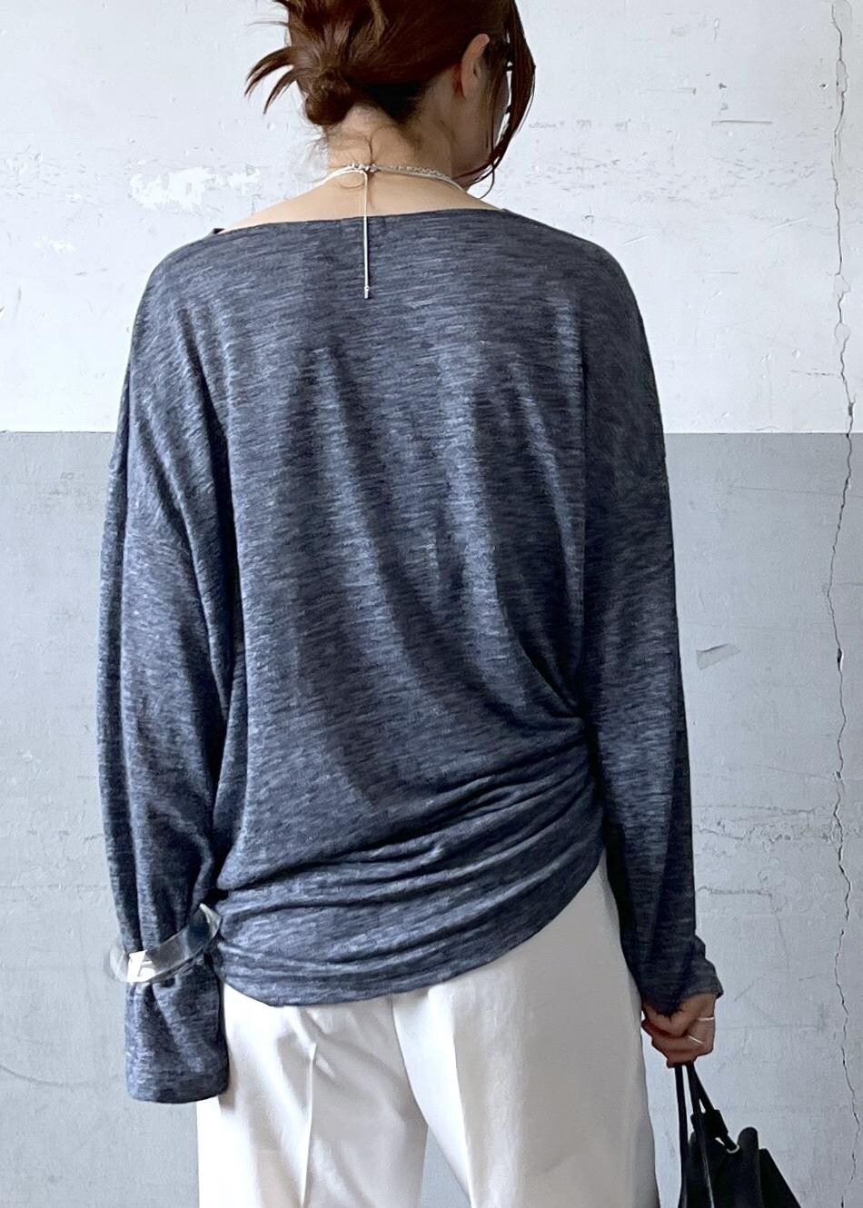 「ナチュラル、イエベ春、イエベスプリング、jw pei、ジェイダブリュー ペイ、aeta、アエタ、プルオーバー、ネイビー、オーバーサイズ、ホワイト、パンツ、ストレート、センタープレス、ADAM ET ROPÉ」|「JW PEIの【JW PEI】Maeve(サンダル、ブラック系)」を使った、tampoさん(レディース・158cm)の夏コーディネートの8枚目の写真