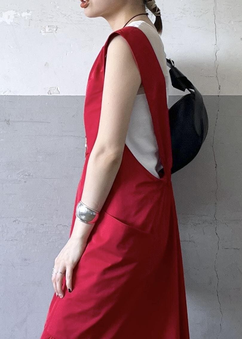 「WEB限定、ロング、ワンピース、レッド、ノースリーブ、マキシ、サンダル、ヒール、ローヒール、ADAM ET ROPÉ、FEMME、骨格ナチュラル、イエベ、大人カジュアル、夏」｜「ADAM ET ROPE'のストレッチブーツサンダル（ブーツ、ブラック系）」を使った、tampoさん（レディース・158cm）の春コーディネートの7枚目の写真