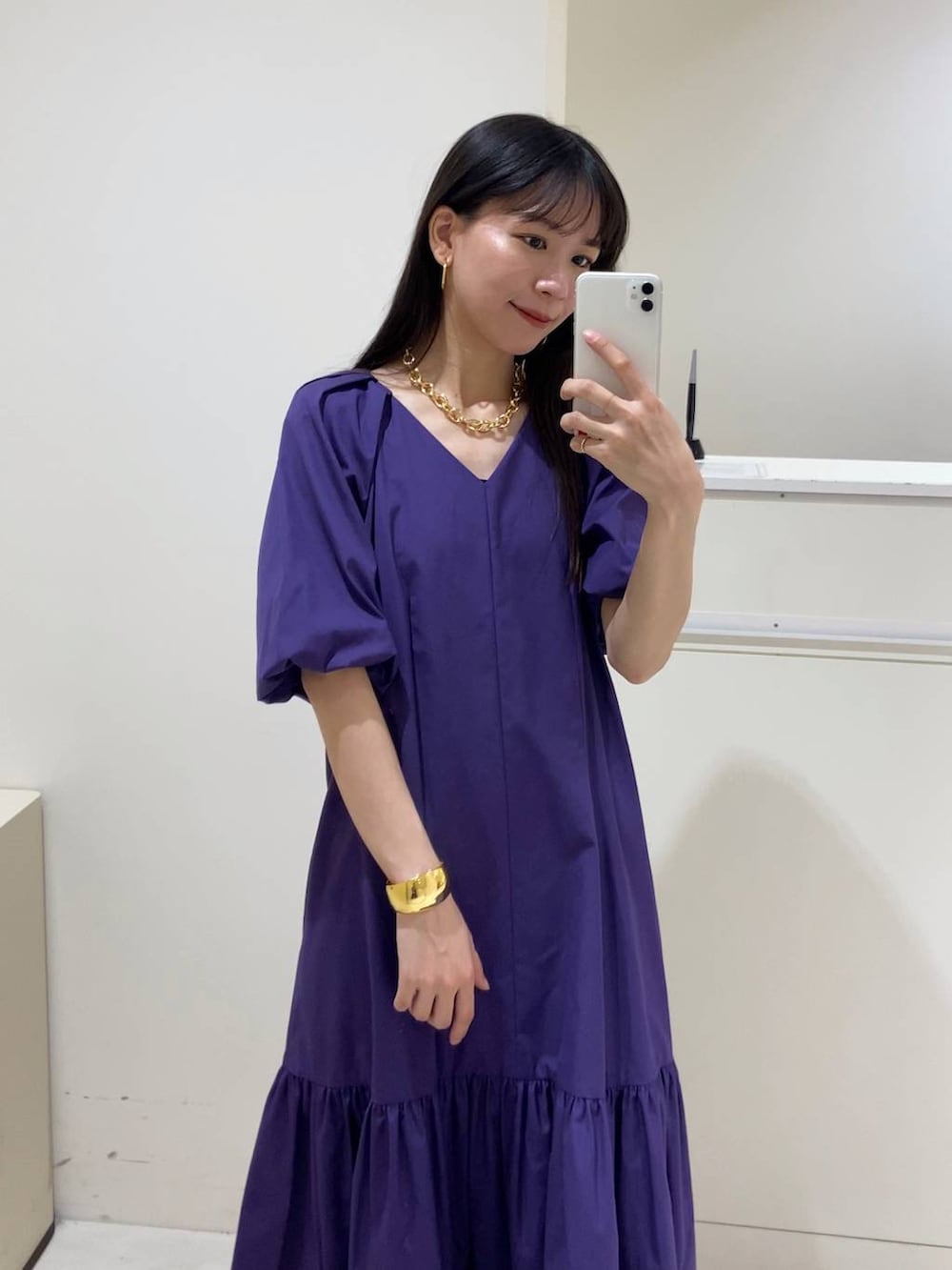 「春コーデ、ジャケット、ネックレス、サンダル、サンダル特集、おでかけ、ベーシック/シンプル、きれいめ、オーバーサイズ、夏コーデ、カジュアル、旅行、ウォッシャブル、BARNYARDSTORM、ウエストゴム」｜「BARNYARDSTORMのBARNYARDSTORM / ボリュームチェーンネックレス（ネックレス、ゴールド系）」を使った、AMIさん（レディース・159cm）の春コーディネートの6枚目の写真