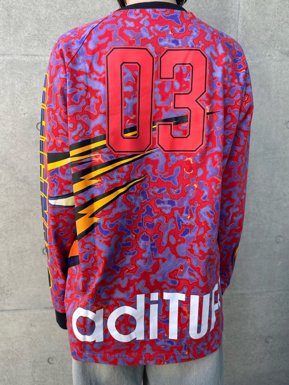 Adilenium シーズン 3 バナナフィット ウォッシュドデニムパンツ