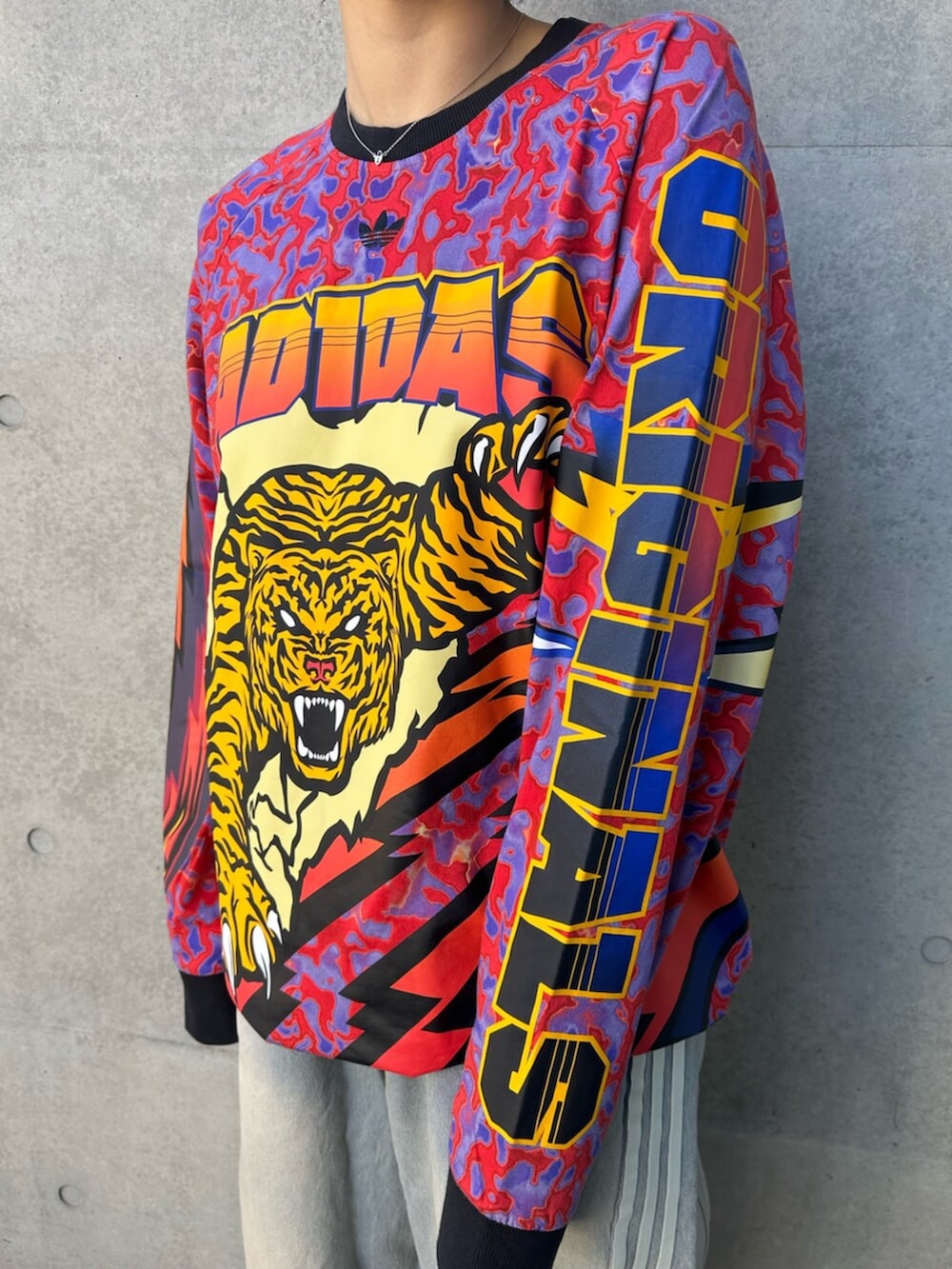 Adilenium シーズン 3 バナナフィット ウォッシュドデニムパンツ