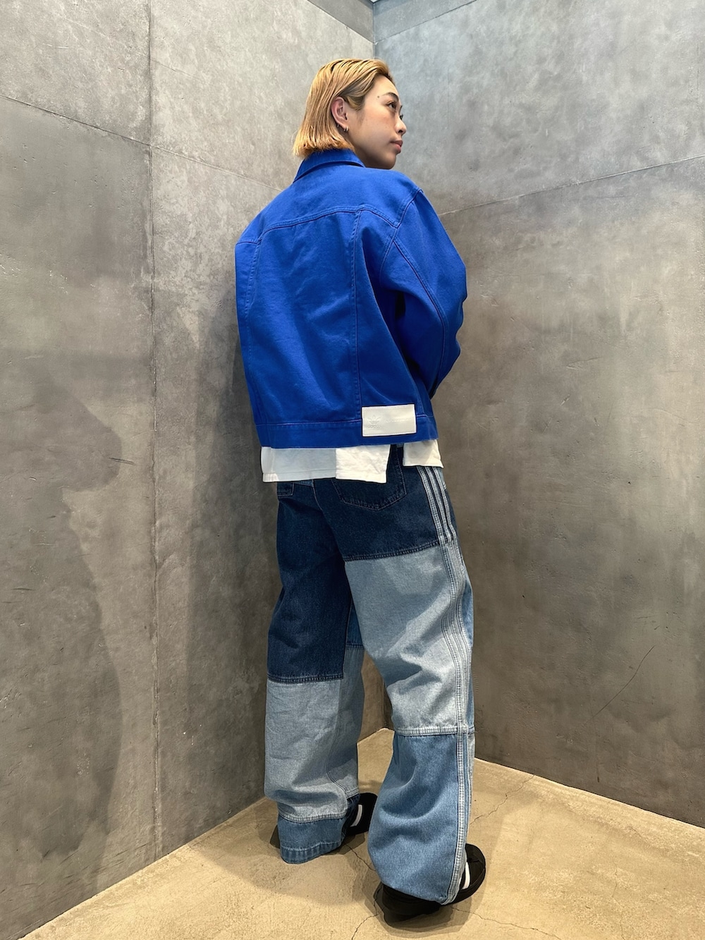 TM(アディダス オリジナルス フラッグシップ ストア 原宿