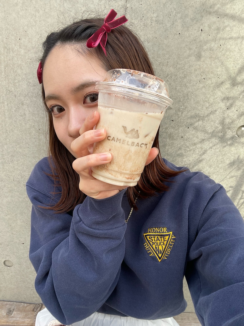 「お花見コーデ、公園、公園デート、ティアードスカート、オトナカジュアル、大人女子、大人かわいい、低身長女子、大人ガーリー、韓国コーデ、韓国ファッション」｜「JOURNAL STANDARDのアイテム（スウェット、ブルー系）」を使った、まやさん（骨格ウェーブ・レディース・153cm）の夏コーディネートの3枚目の写真