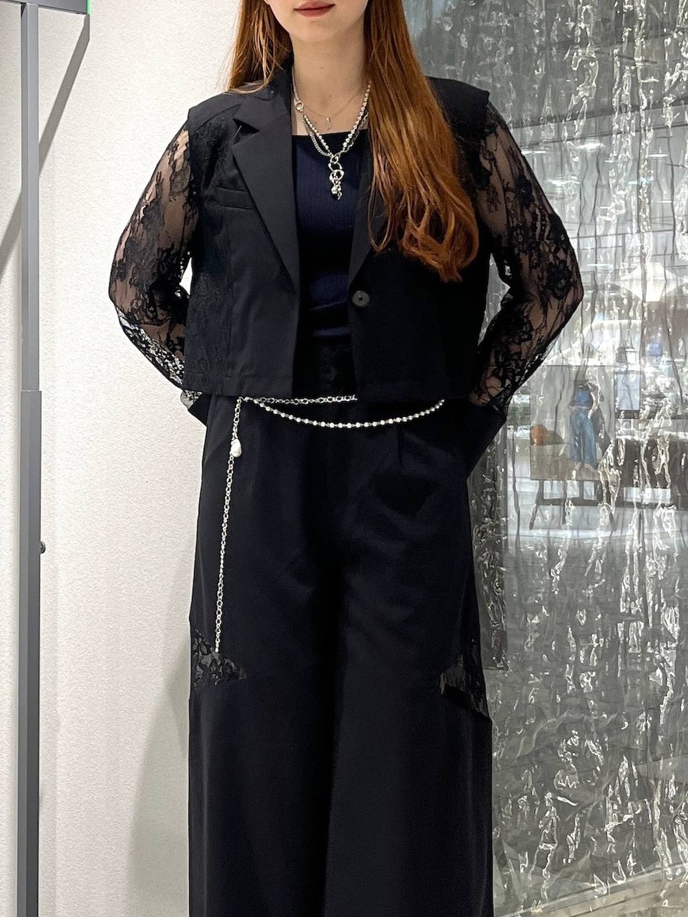 「HARE、ブーツ、ネックレス、着痩せ・細見え、モード、きれいめ、休日コーデ、デート/ロマンティック、女子会、バッグ、ベルト」｜「HAREのボールミックスラリエットネックレス(HARE)（ネックレス、シルバー系）」を使った、すずかぜさん（レディース・162cm）の夏コーディネートの3枚目の写真