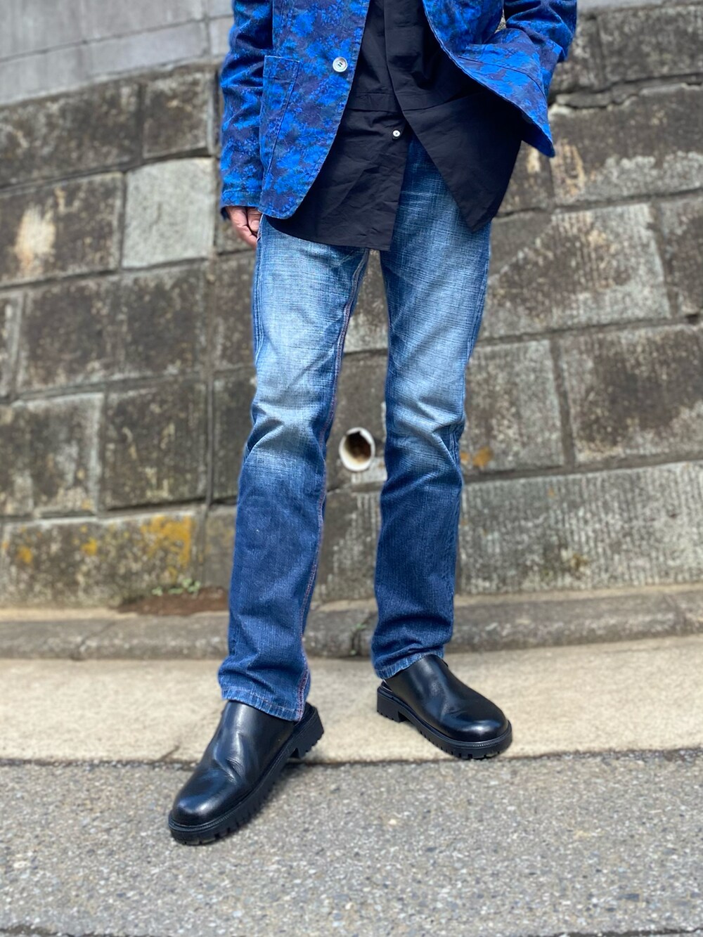 「おやじコーデ、ラフ」｜「mercibeaucoup,のアイテム（テーラードジャケット、ブルー系）」を使った、0525kazuさん（メンズ・171cm）の春コーディネートの4枚目の写真