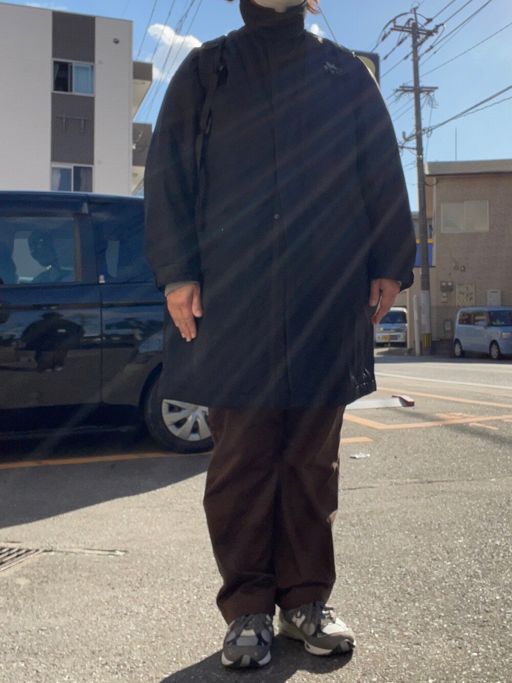 「冬、Porter Classic、ナイロンコート、loopwheeler、スウェット、nanamica、チノパン、New Balance、991」｜「LOOPWHEELERのアイテム（スウェット、グレー系）」を使った、SPADE25さん（レディース・167cm）の冬コーディネートの3枚目の写真