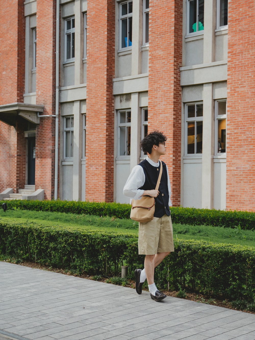 三木 克海｜UNFOLKのベストを使った夏コーディネート - WEAR