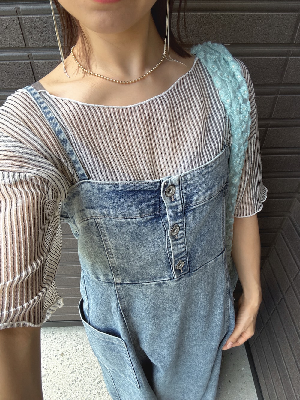 「大人カジュアルコーデ、オトナカワイイ、夏服、プチプラ」｜「しまむらのアイテム（オールインワン・サロペット、ブルー系）」を使った、maa_chan121さん（骨格ウェーブ・レディース・155cm）の夏コーディネートの4枚目の写真