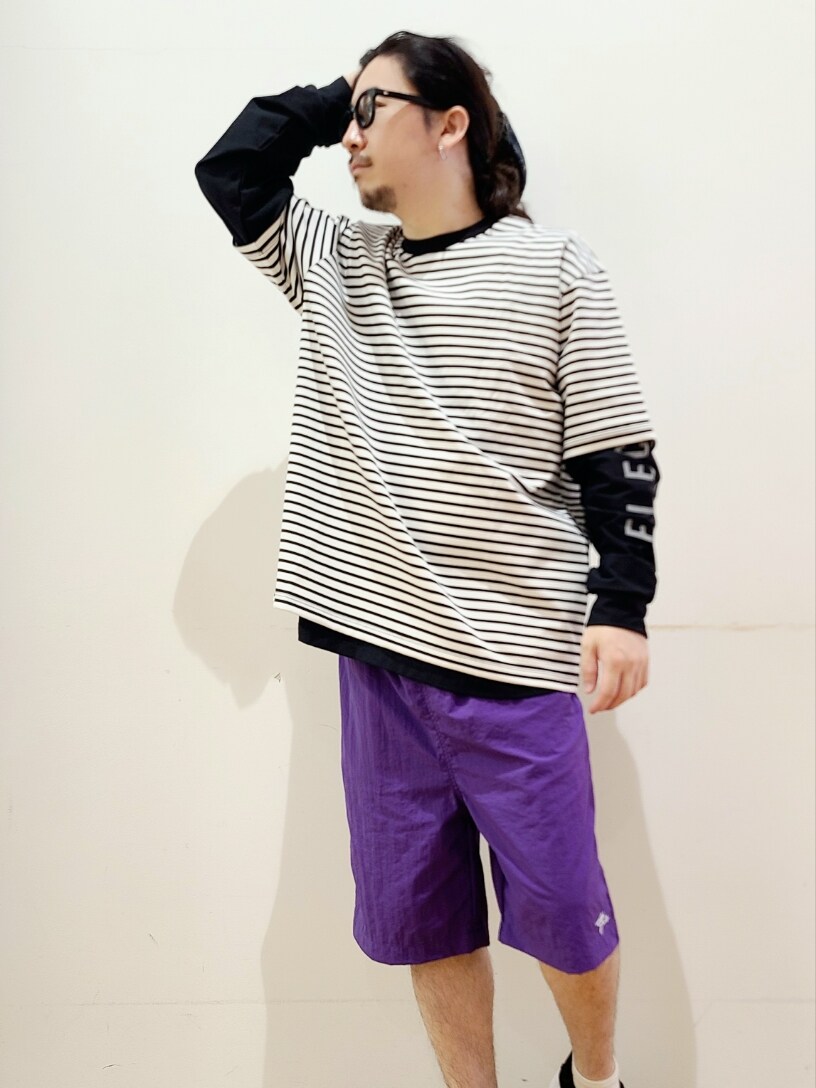 「アイテムズアーバンリサーチ、ITEMS URBANRESEARCH、低身長、低身長コーデ、URBAN RESEARCH、ハーフパンツ、アウトドアスタイル、サングラス、カラーパンツ、エアリフト、オーバーサイズ、ショーツ、HUF、アクティブ、キャンプ」|「SENSE OF PLACE by URBAN RESEARCHのボーダーポンチTシャツ(5分袖)(Tシャツ/カットソー、その他)」を使った、アライタカノリさん(メンズ・164cm)の夏コーディネートの7枚目の写真