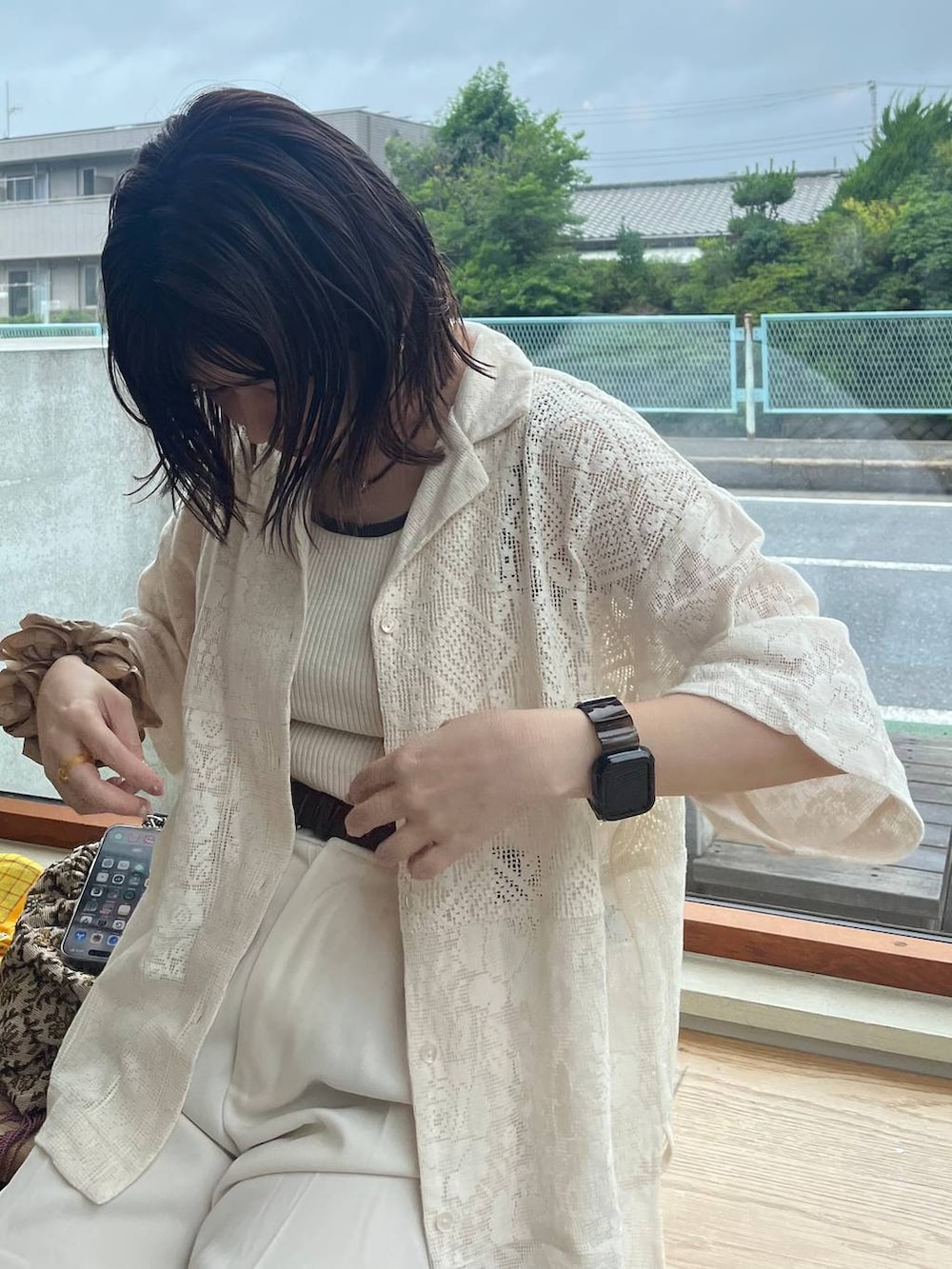 「低身長、ワントーン、着痩せ・細見え、ローリーズスタイル_LOWRYS FARM、カジュアル、LOWRYS FARM、大人カジュアル」｜「LOWRYS FARMのダブルタックワイドパンツ　128594（スラックス、ホワイト系）」を使った、miyusan☆さん（レディース・155cm）の夏コーディネートの4枚目の写真