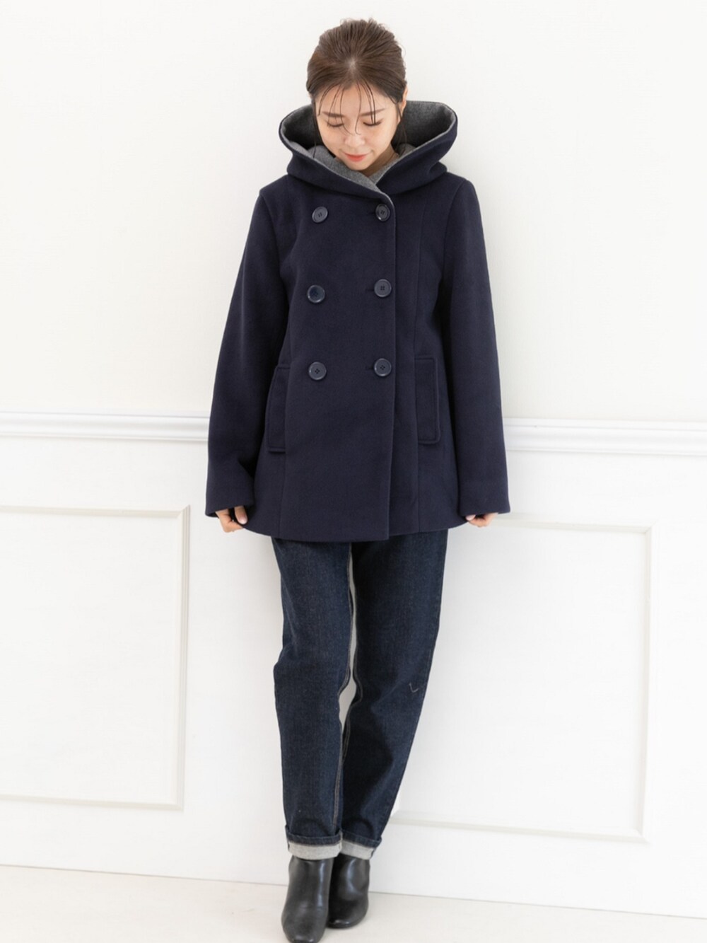 「クリスマスに着たい服、ピーコート、Pコート、冬アウター、タートルネック、大人可愛い、プレフェリール、フード付きアウター、フードコート、トレンド、通勤コーデ、着回しコーデ、30代コーデ、ダブルジャケット、デートスタイル（WOMEN）」｜「PREFERIRのフーディー Pコート（ピーコート、ブルー系）」を使った、PREFERIR_webさん（レディース・160cm）の冬コーディネートの2枚目の写真