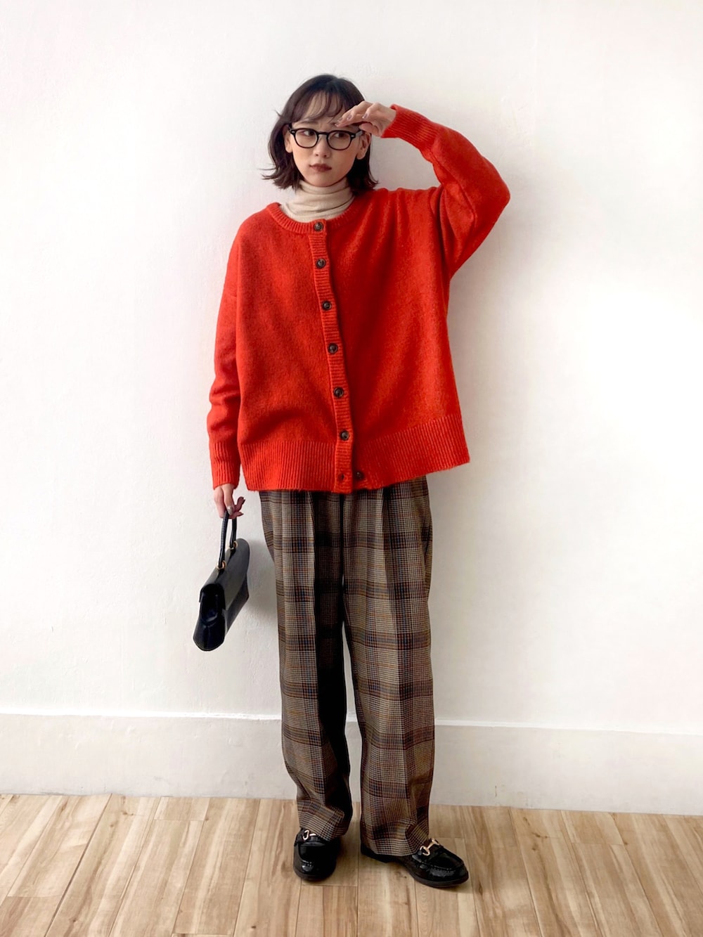 UMIさんの「THE SHINZONE | 〈別注〉 TOMBOY PANTS CHECK WOMEN（THE SHINZONE）」を使ったコーディネートの2枚目の写真