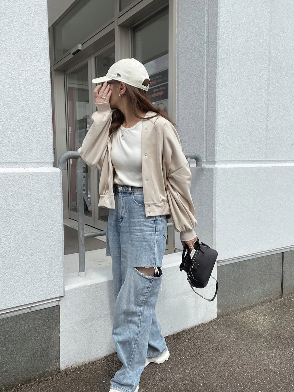 AYA｜Fizzのスタジャンを使ったコーディネート - WEAR