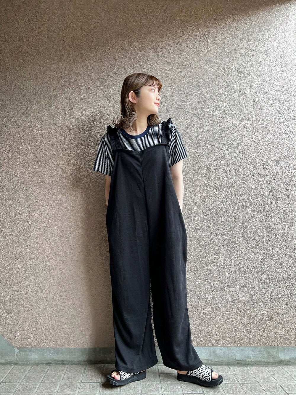 pana｜ISOOKのサロペット/オーバーオールを使ったコーディネート